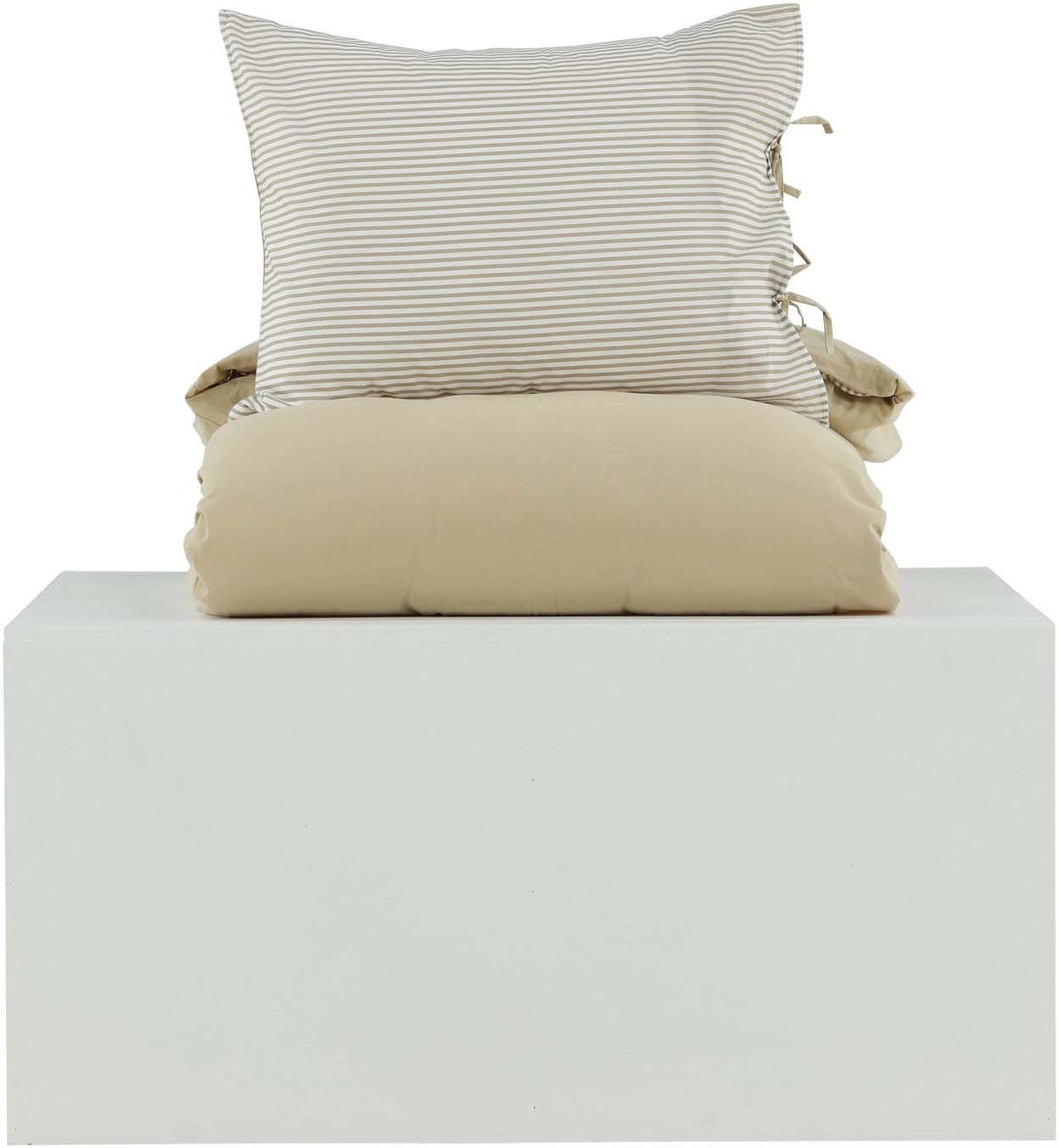 Luxuriöse Jenna Bettgarnitur von Venture Home für traumhaften Schlaf.