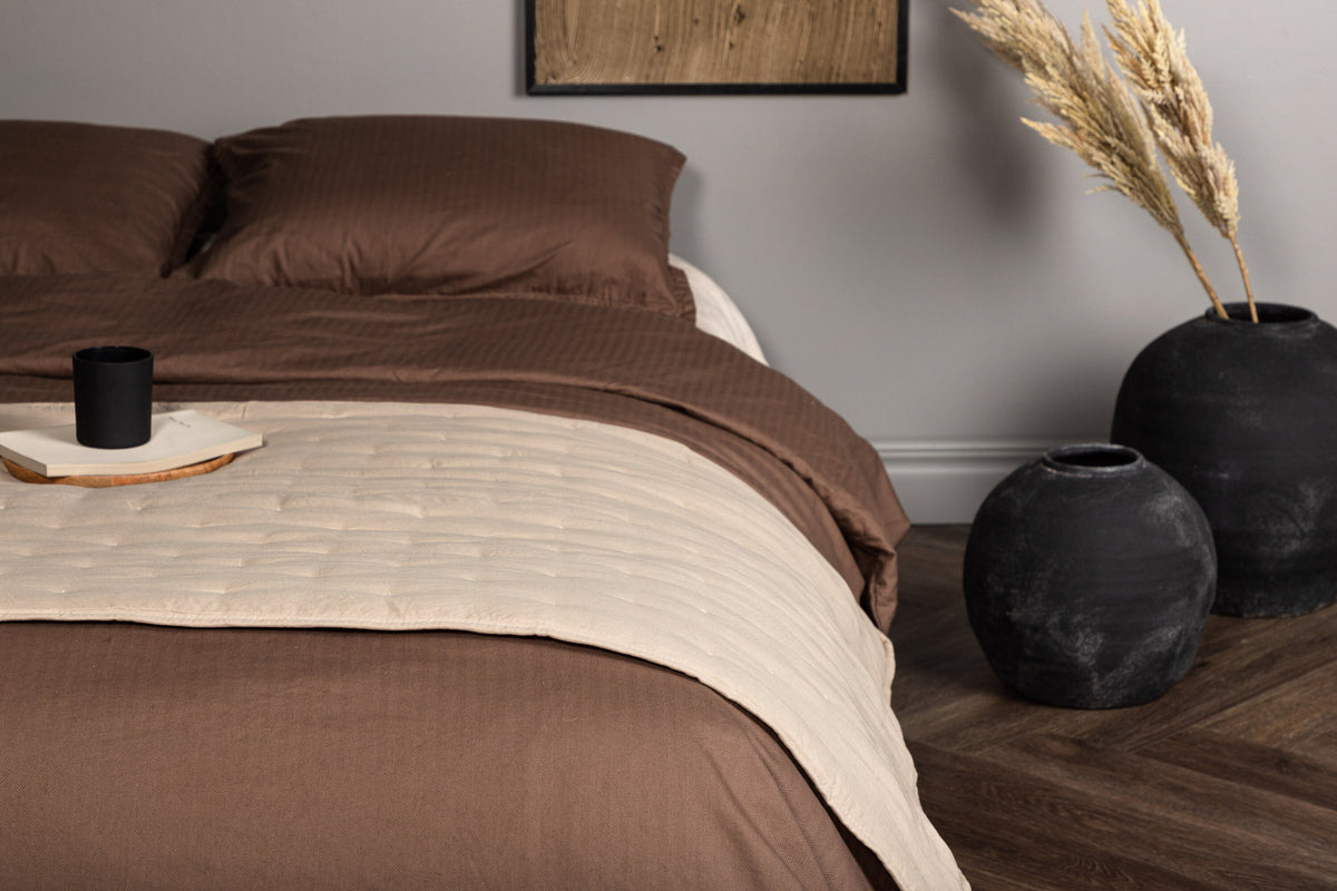 Sally Tagesdecke in Beige präsentiert im Onlineshop von KAQTU Design AG. Bettüberwurf ist von Venture Home