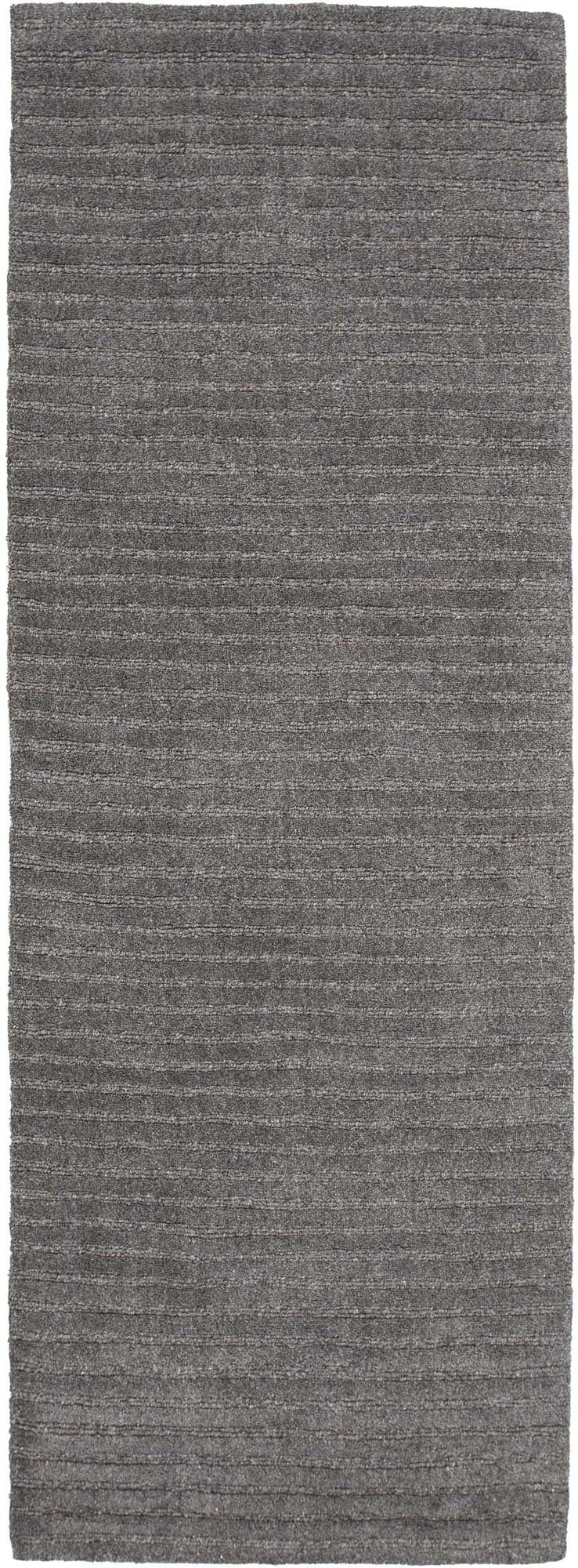 Milton Teppich in Dunkelgrau präsentiert im Onlineshop von KAQTU Design AG. Teppich ist von Venture Home