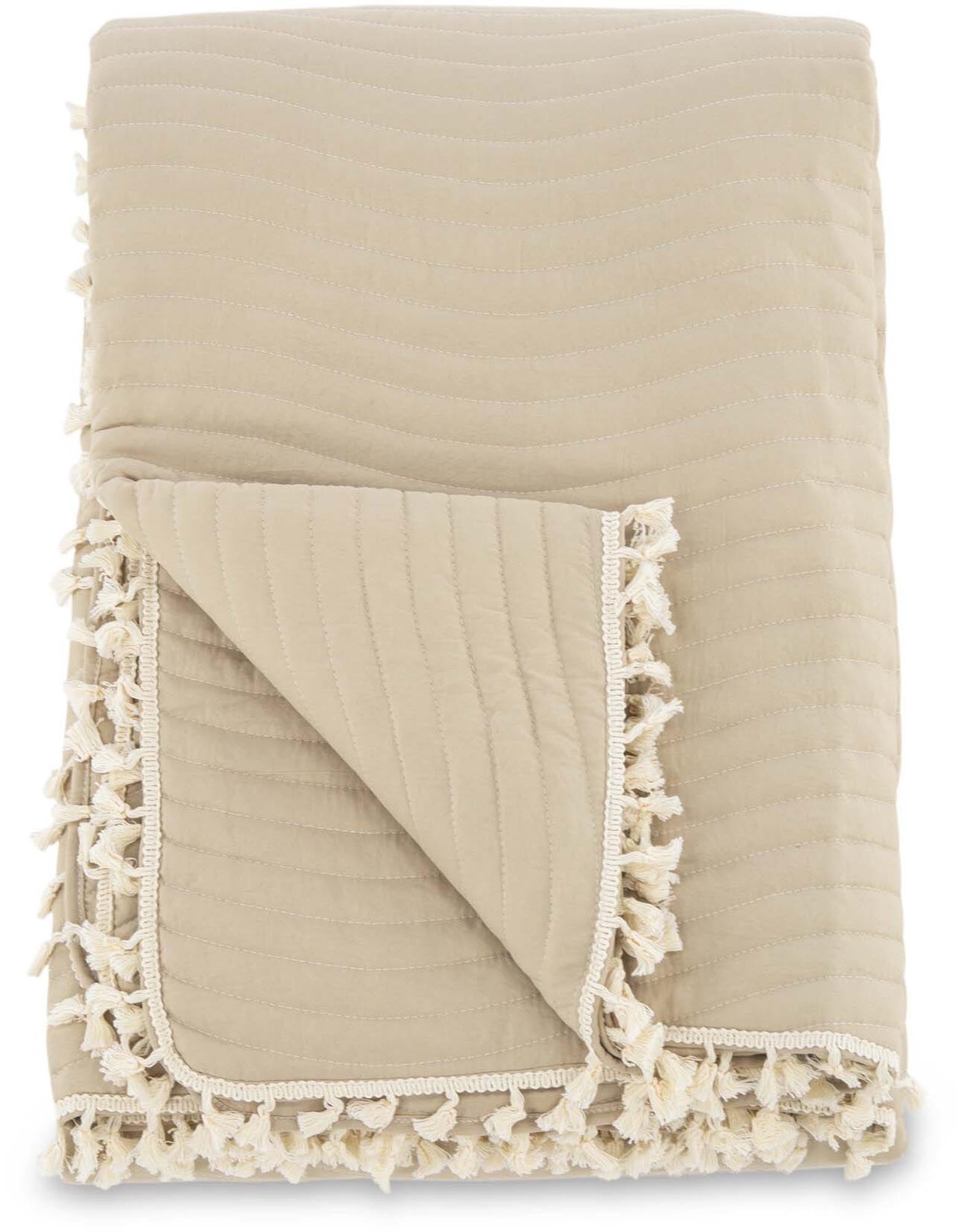 Lias Tagesdecke in Beige präsentiert im Onlineshop von KAQTU Design AG. Bettüberwurf ist von Venture Home