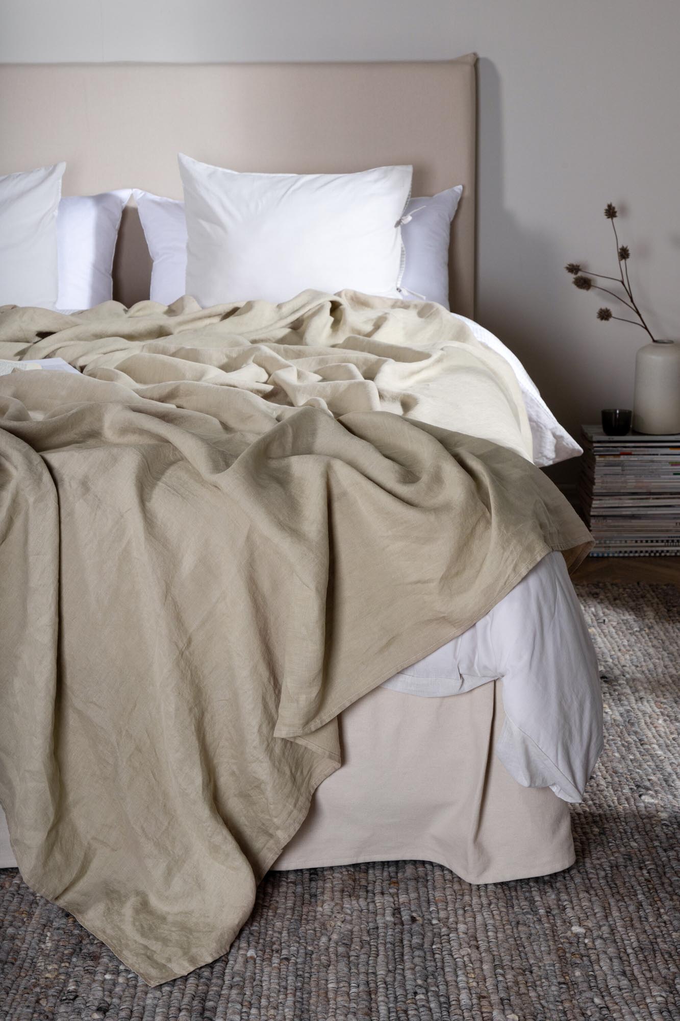 Elegante Milo Tagesdecke aus Leinen für stilvolle Wohnräume.