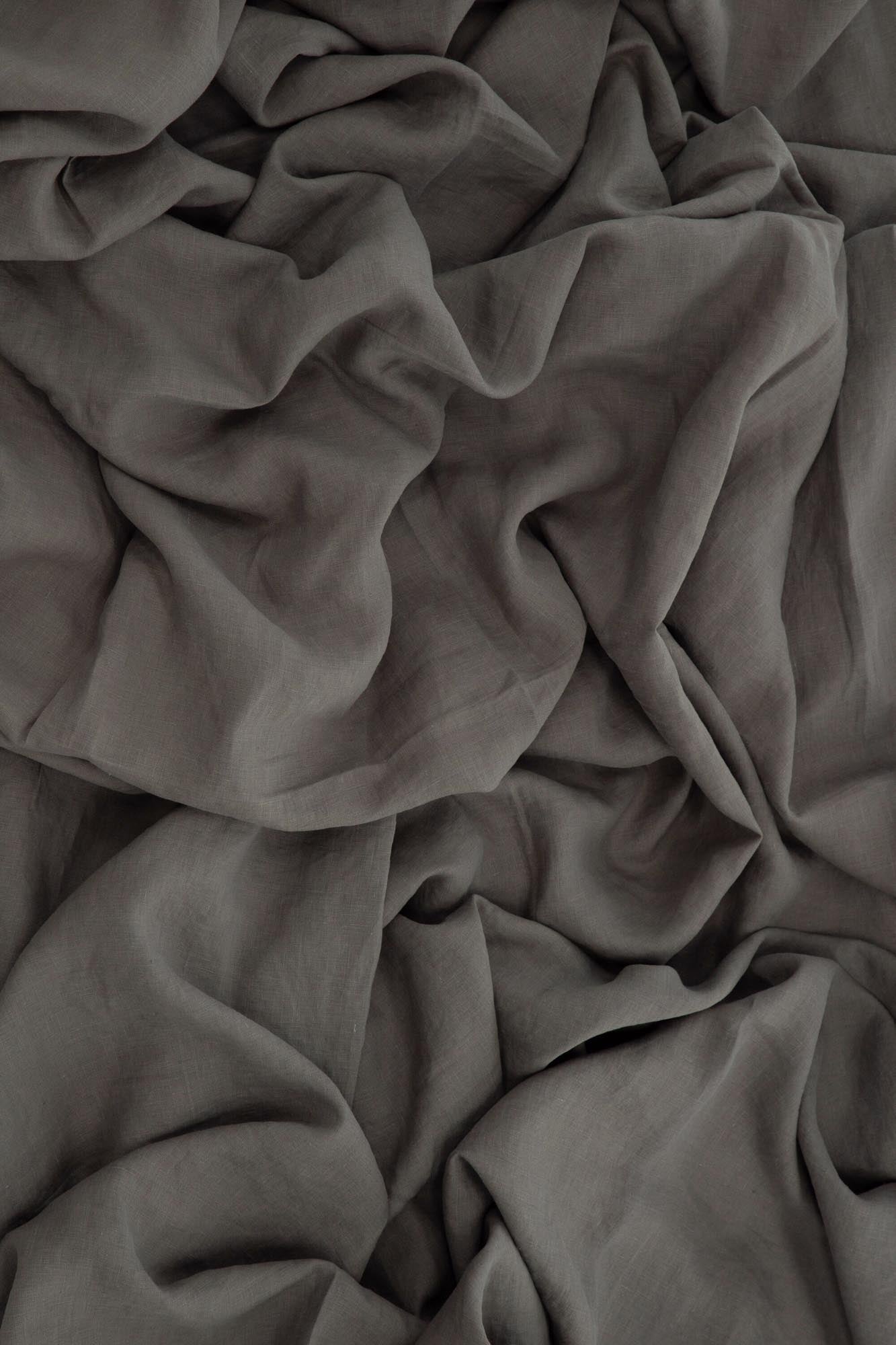 Milo Tagesdecke: Luxuriöses Leinen für zeitlose Eleganz im Zuhause.