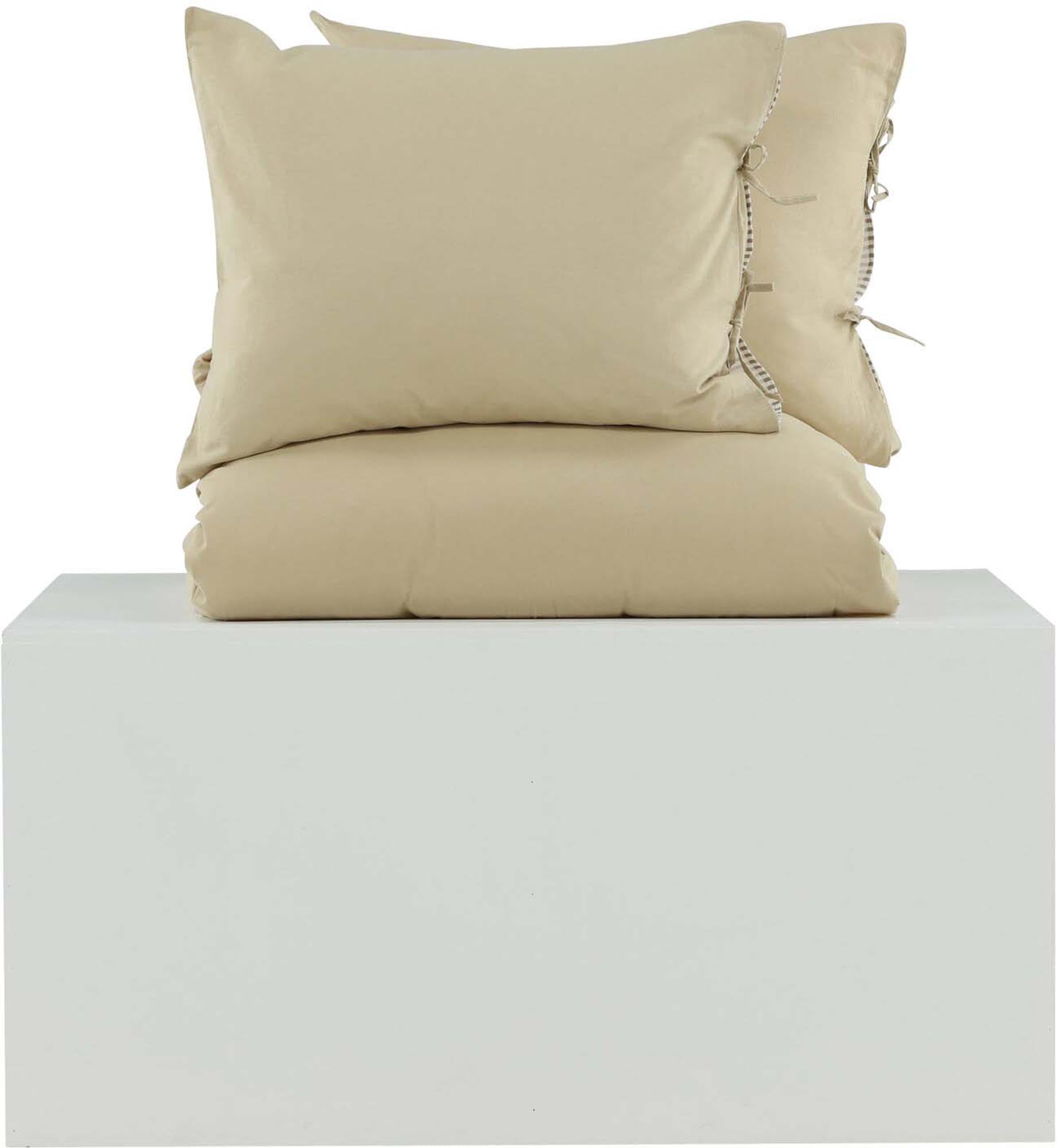 Stilvolle Jenna Bettgarnitur von Venture Home für besten Schlafkomfort.