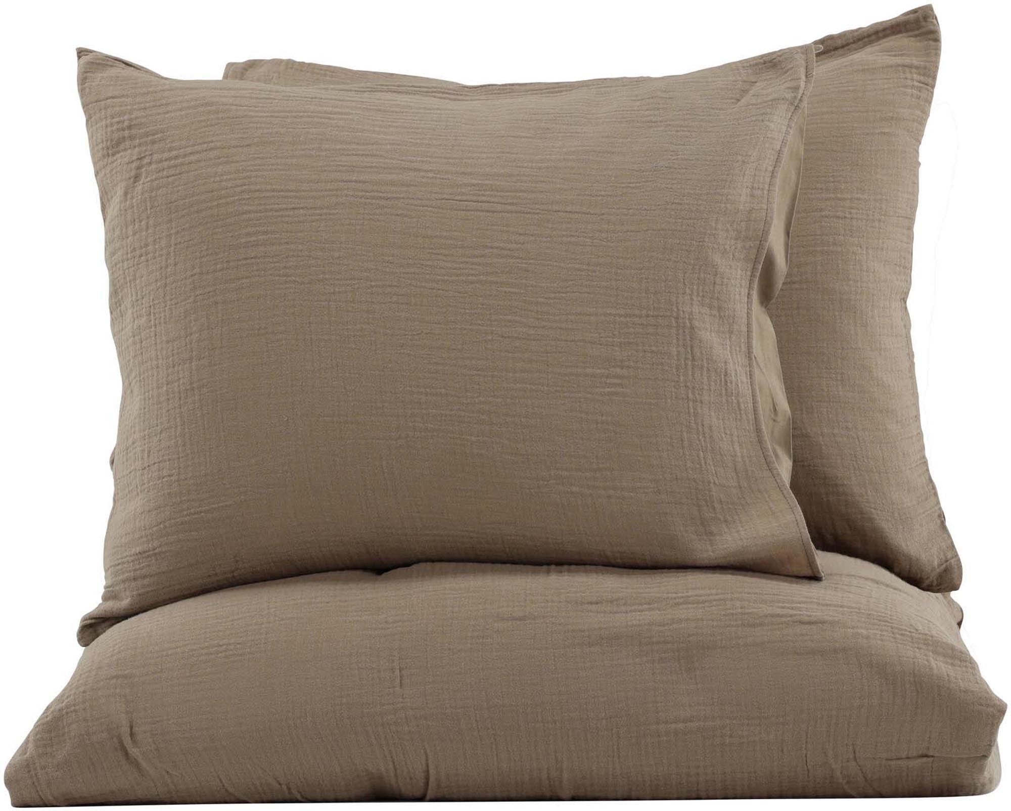 Mila Bettgarnitur in Braun präsentiert im Onlineshop von KAQTU Design AG. Bettwäsche ist von Venture Home