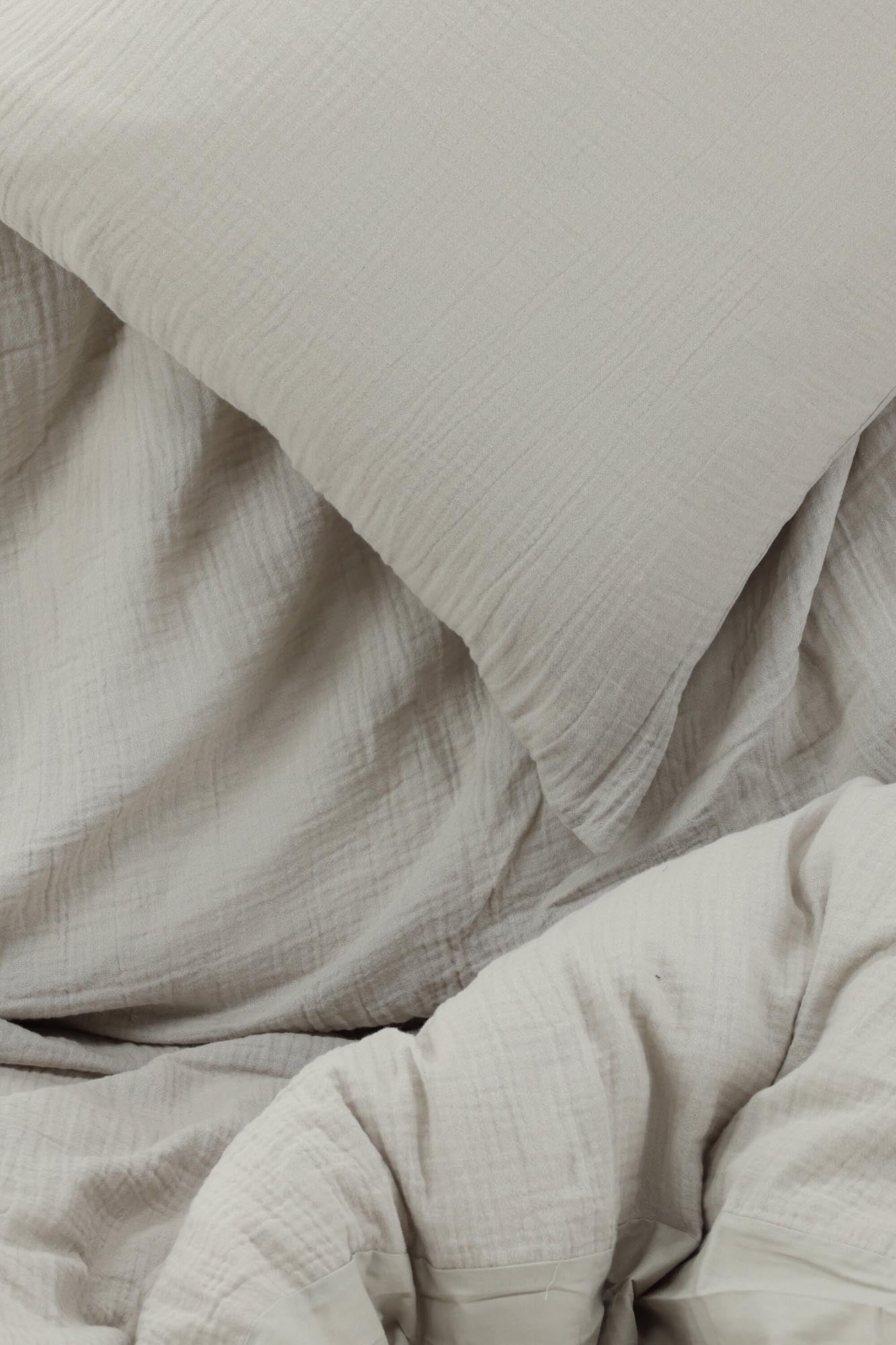 Elegante Mila Bettgarnitur: Stilvoller Komfort für traumhafte Nächte.