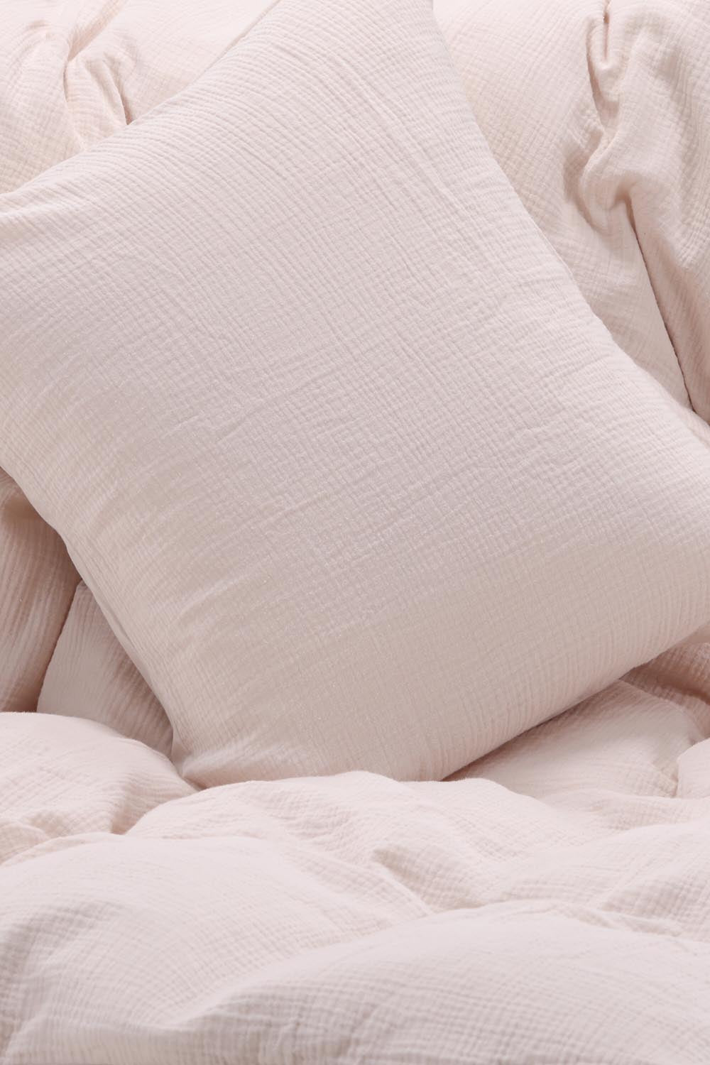 Mila Bettgarnitur Kombo in Hell-Pink präsentiert im Onlineshop von KAQTU Design AG. Bettwäsche ist von Venture Home