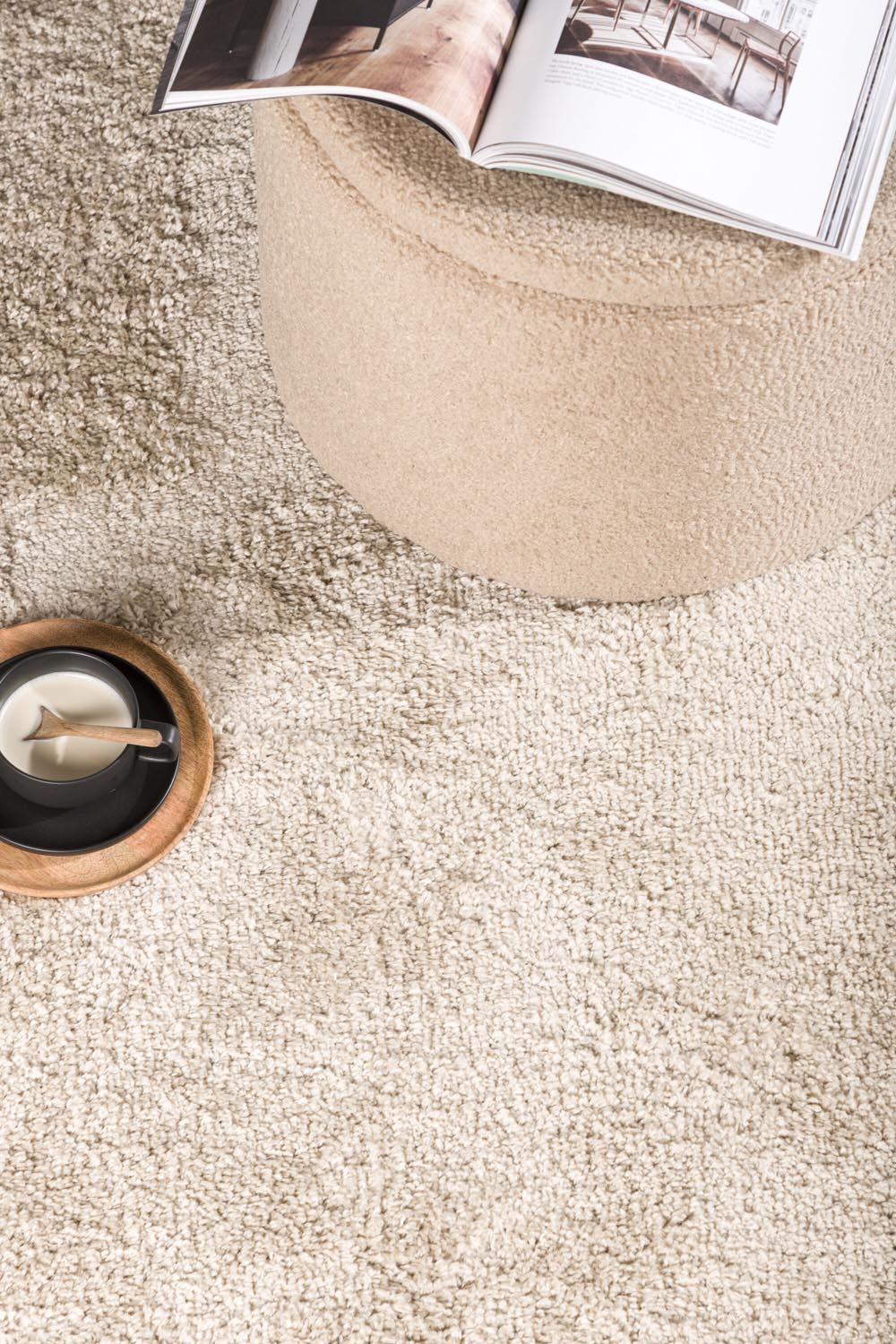 Walter Pluto Teppich Rechteckig in Beige präsentiert im Onlineshop von KAQTU Design AG. Teppich ist von Venture Home