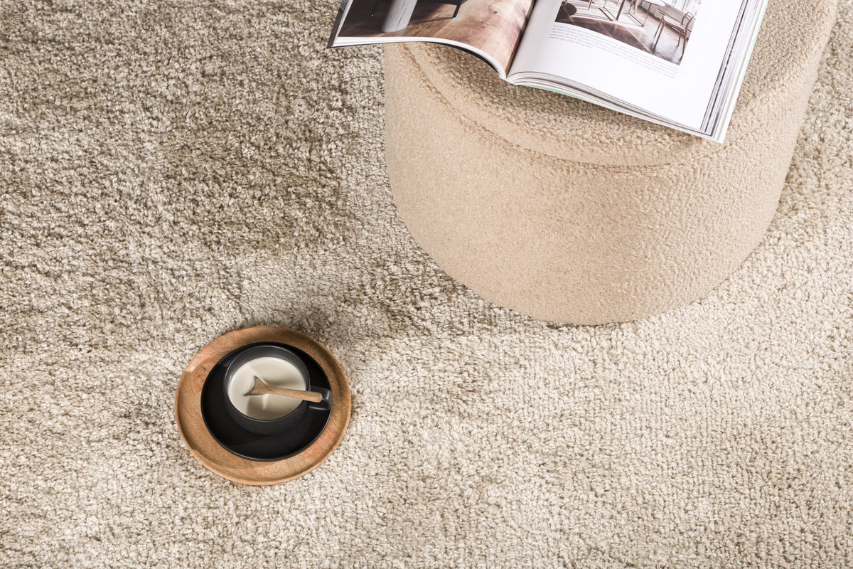 Walter Pluto Teppich Rechteckig in Beige präsentiert im Onlineshop von KAQTU Design AG. Teppich ist von Venture Home