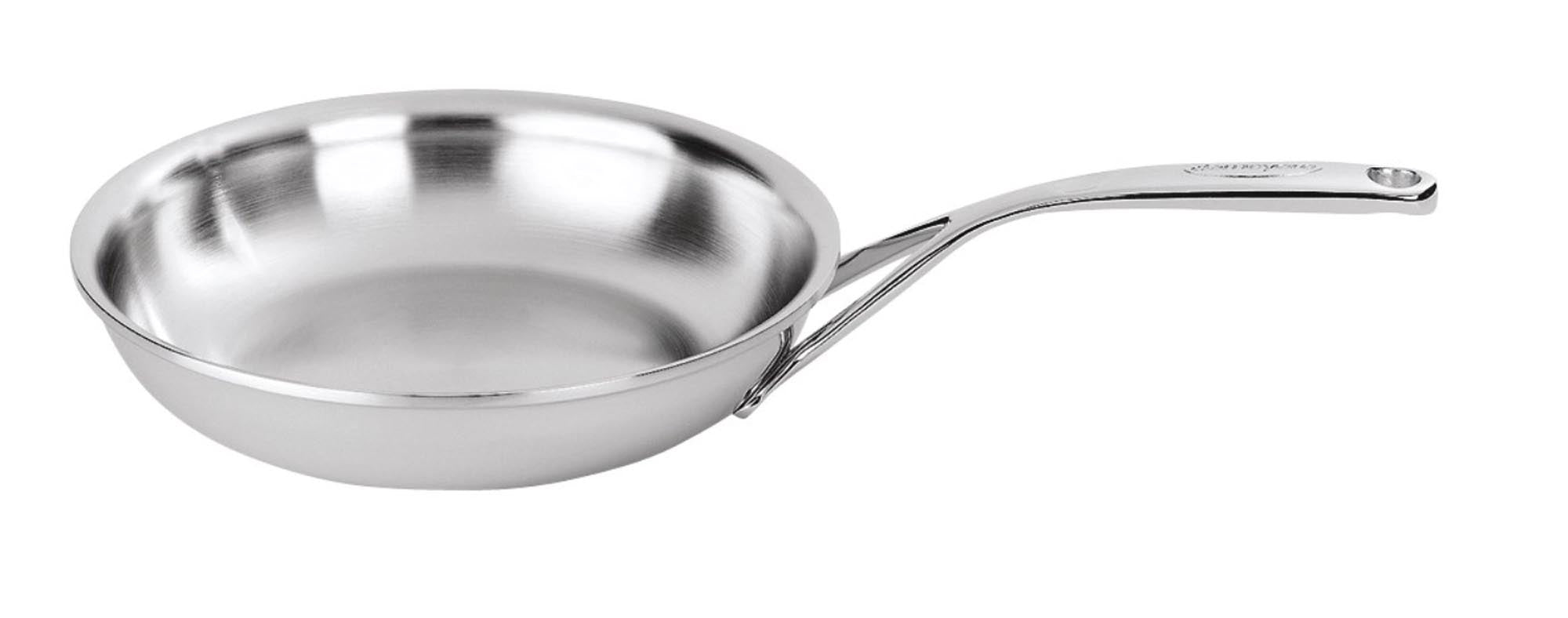 Erlebe die ATLANTIS Proline Bratpfanne von Demeyere: Robuste Edelstahl-Konstruktion, perfekte Wärmeleitung und komfortabler Griff für müheloses Kochen.