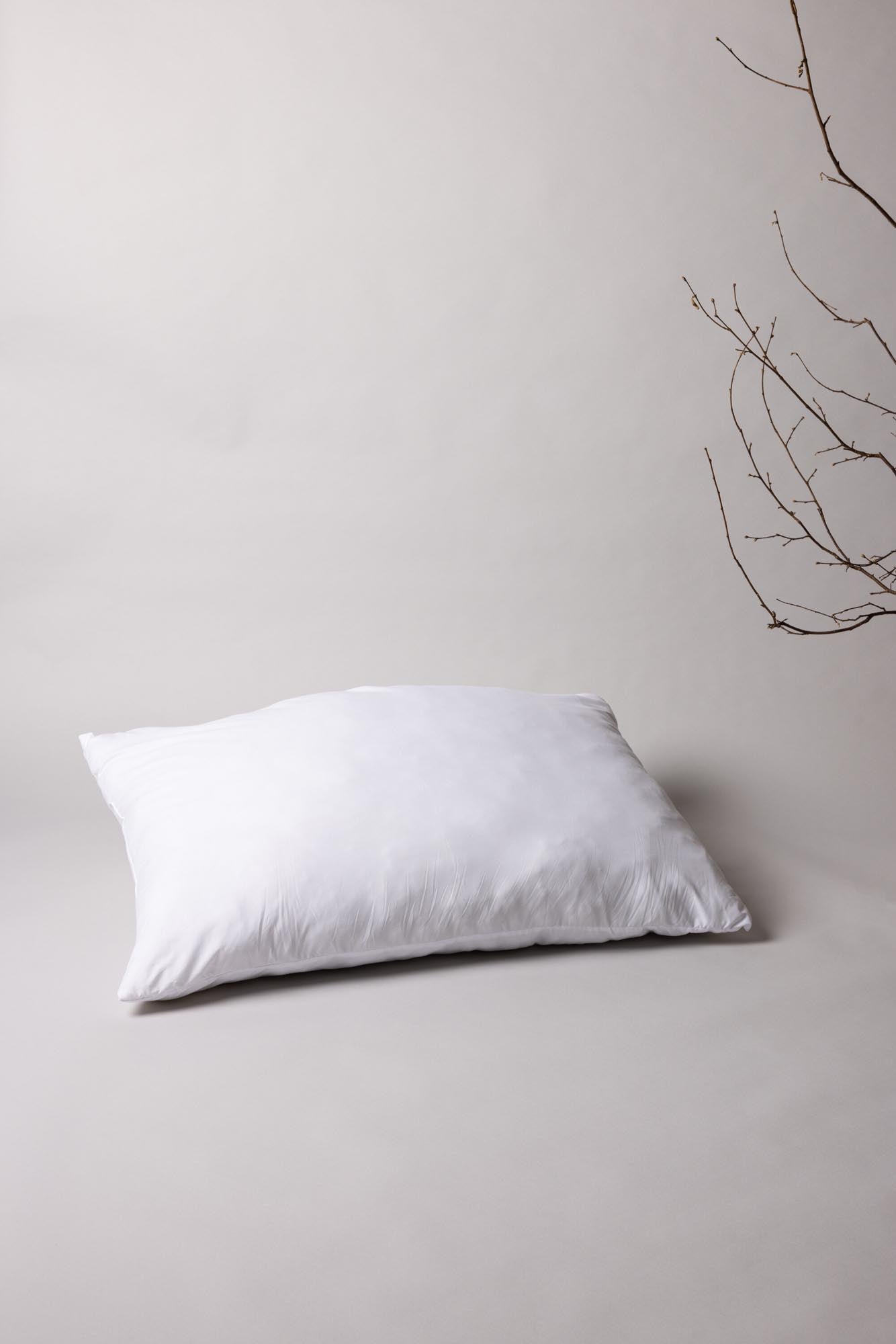 Iris Innenkissen von Venture Home: Hochwertige Materialien, atmungsaktiv und pflegeleicht für ultimativen Komfort in jedem Raum.