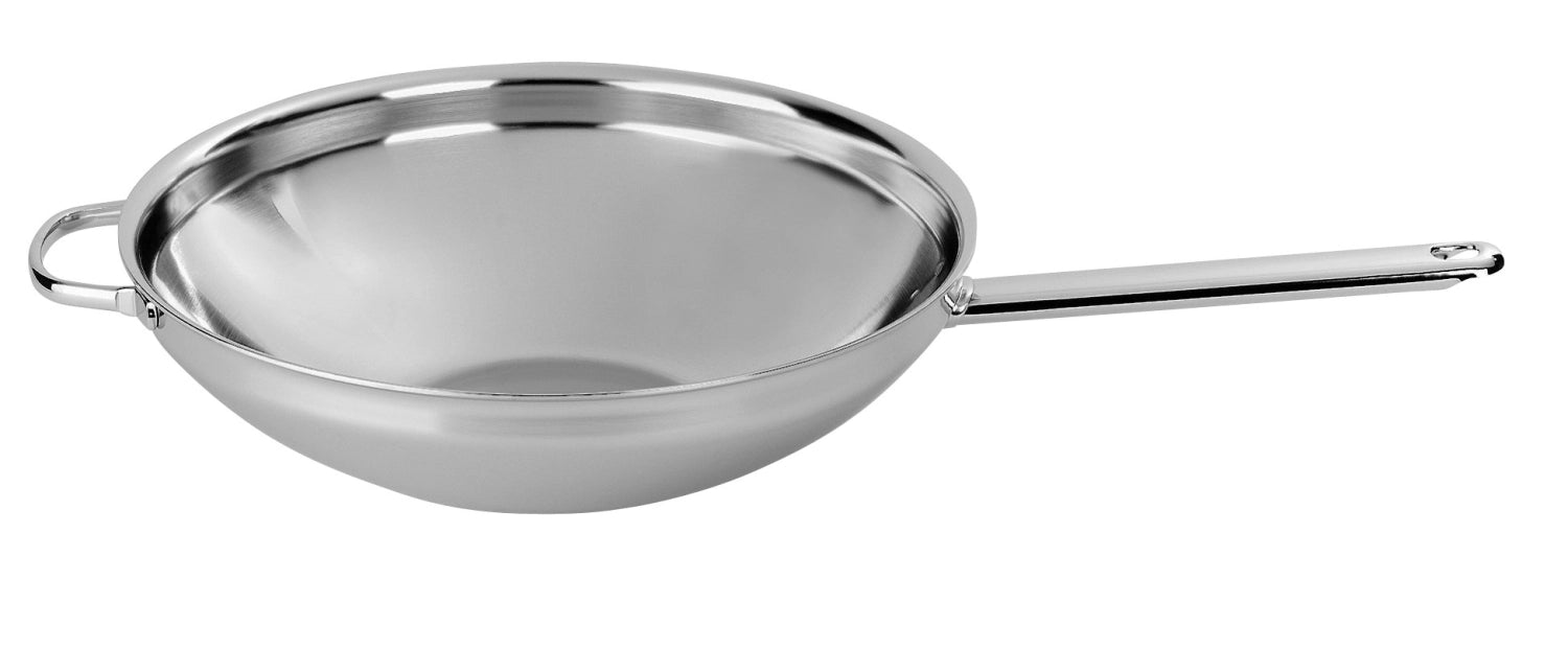 Hochwertiger Wok mit flachem Boden von Demeyere, perfekt für gleichmäßiges Erhitzen und vielfältige Zubereitungsmethoden in der modernen Küche.