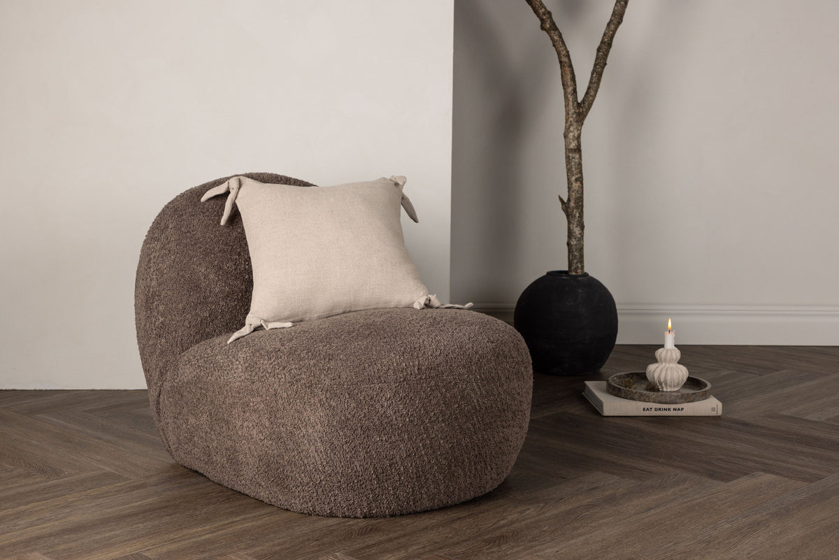 Nora Kissenbezug in Beige präsentiert im Onlineshop von KAQTU Design AG. Deko Kissenbezug ist von Venture Home