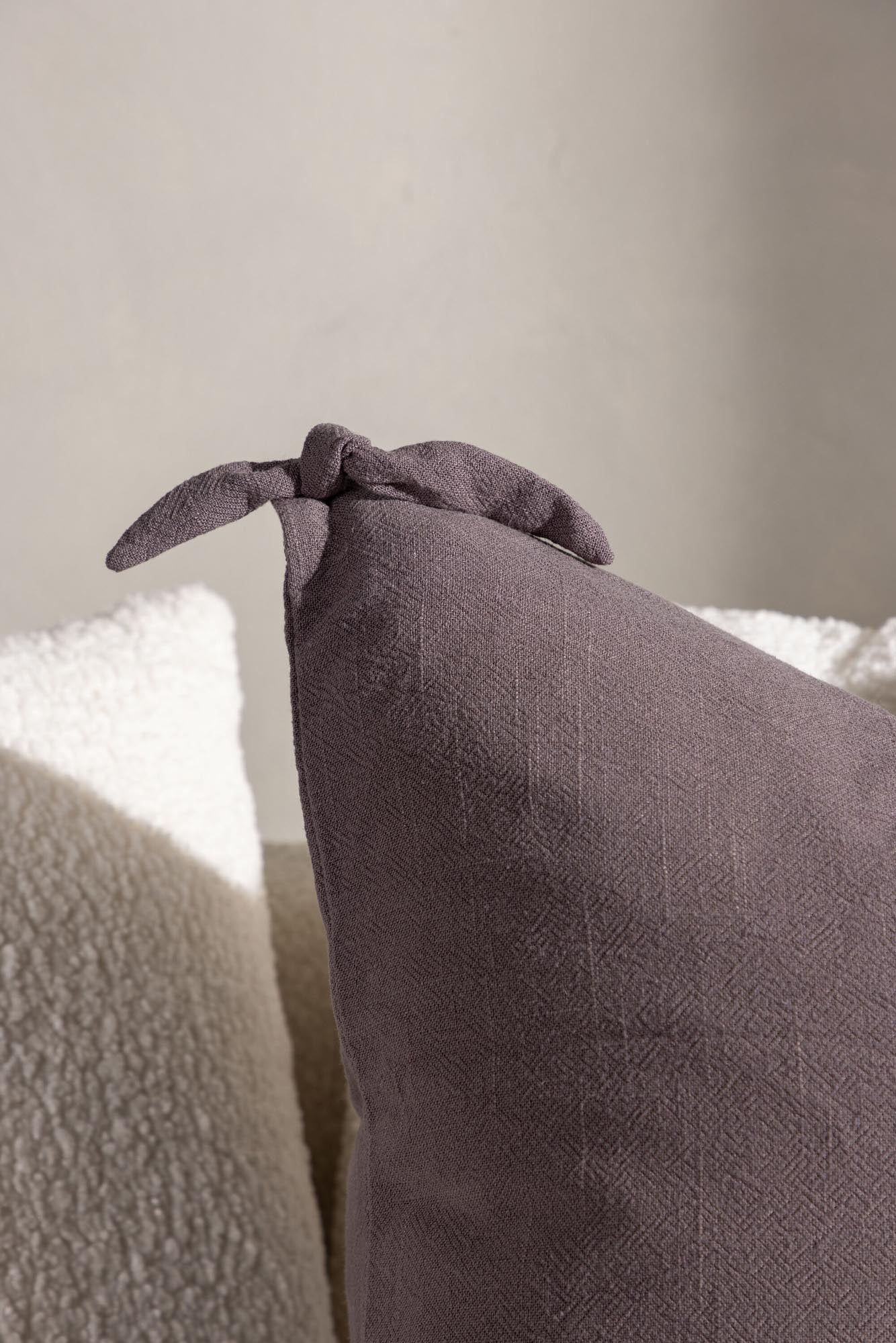 Nora Kissenbezug von Venture Home: Stilvolles Beige für Ihr Zuhause.