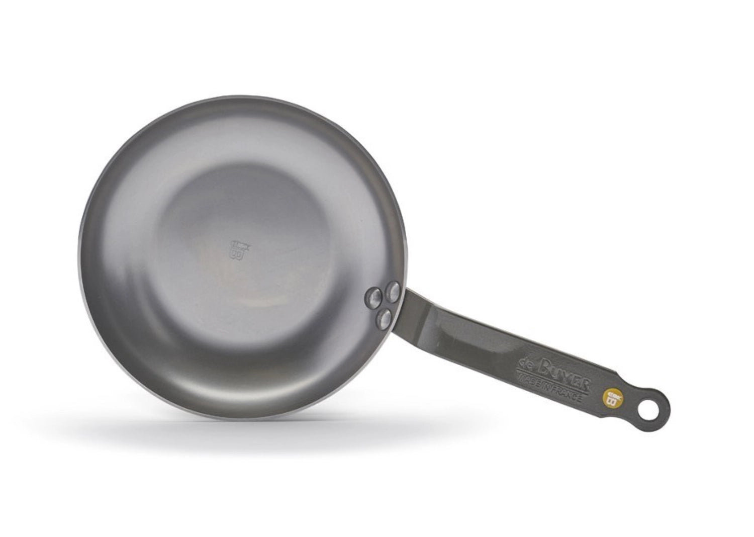 Elegante 28 cm Omelettepfanne von de Buyer, ideal für Induktionsherde, gefertigt aus robustem Material für perfekte Bratergebnisse.