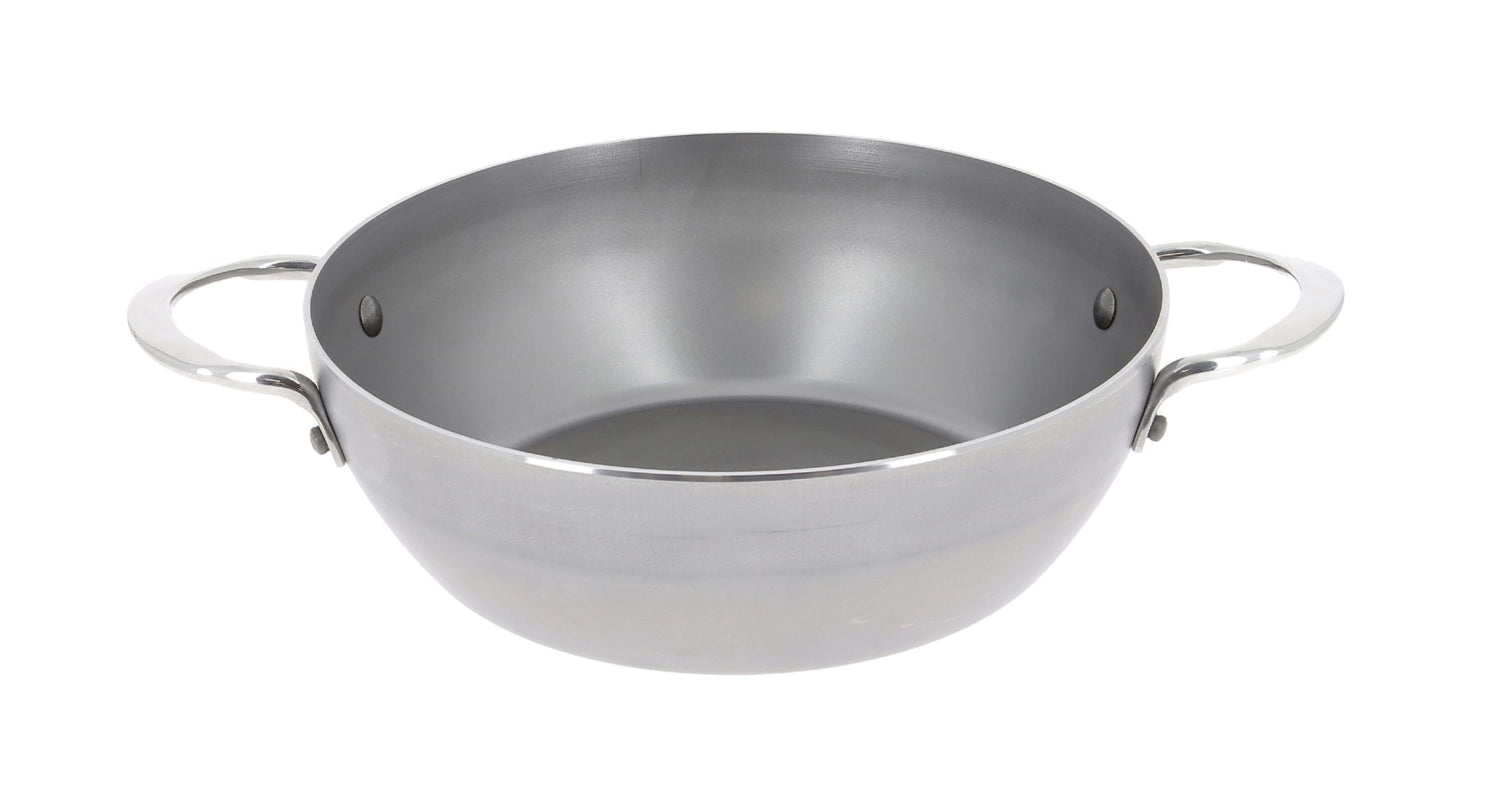 Entdecken Sie den MINERAL B ELEMENT Bauerntopf Ø 28cm von de Buyer – ideal für Eintöpfe, Suppen und alle Herdarten, inklusive Induktion. Hochwertiger Stahl für perfekte Kochergebnisse!