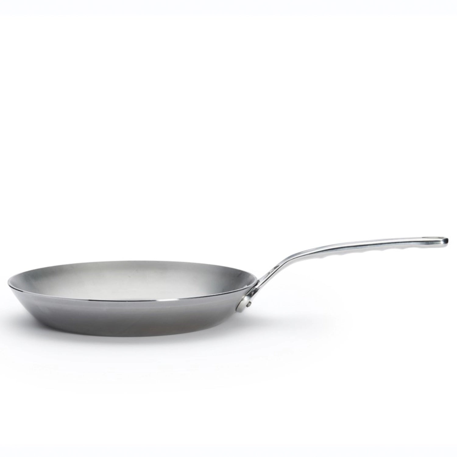 Hochwertige Mineral B Pro Eisenbratpfanne von de Buyer, 28 cm, für Induktion, ideal zum Braten und Kochen, langlebig und robust.