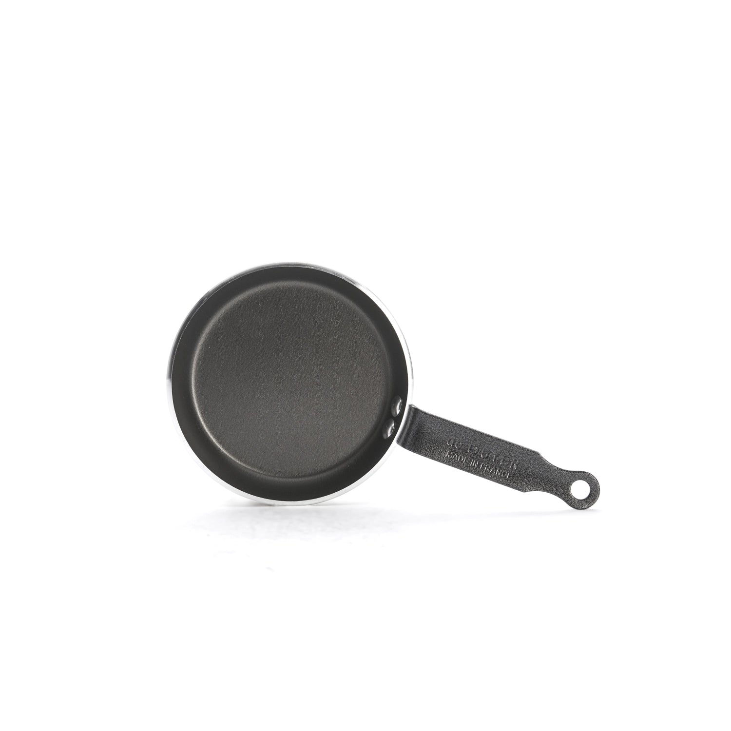 Kleine, vielseitige Bratpfanne von de Buyer mit 14 cm Durchmesser, ideal für die Zubereitung von Blinis und anderen kleinen Köstlichkeiten.