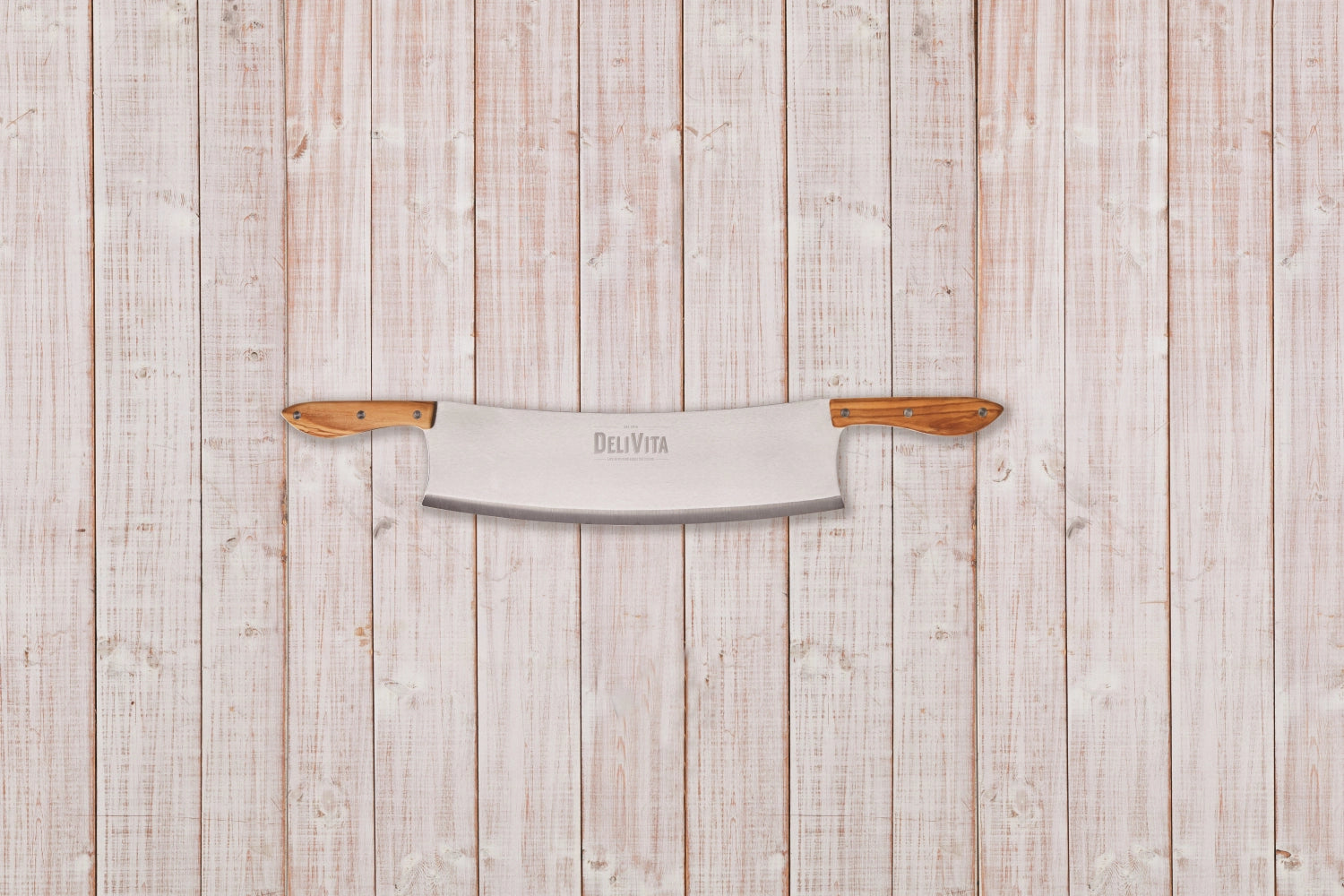 Stylischer Pizzaschneider von Delivita, ideal für präzises Schneiden. Ergonomisches Design und robuste Materialien für müheloses Arbeiten.