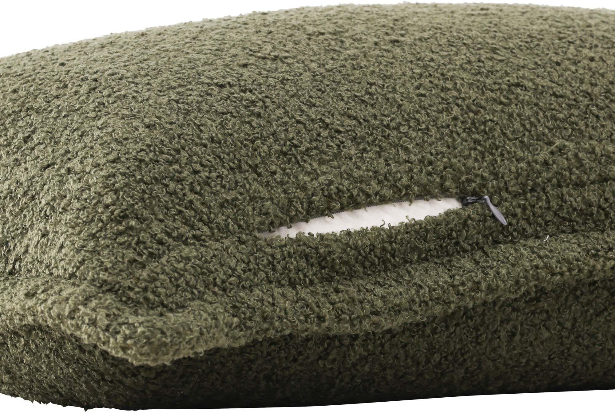 Verleihen Sie Ihrem Raum mit dem Tuva Kissenbezug von Venture Home eine gemütliche Note. Hochwertiges Polyester sorgt für Komfort und Langlebigkeit.