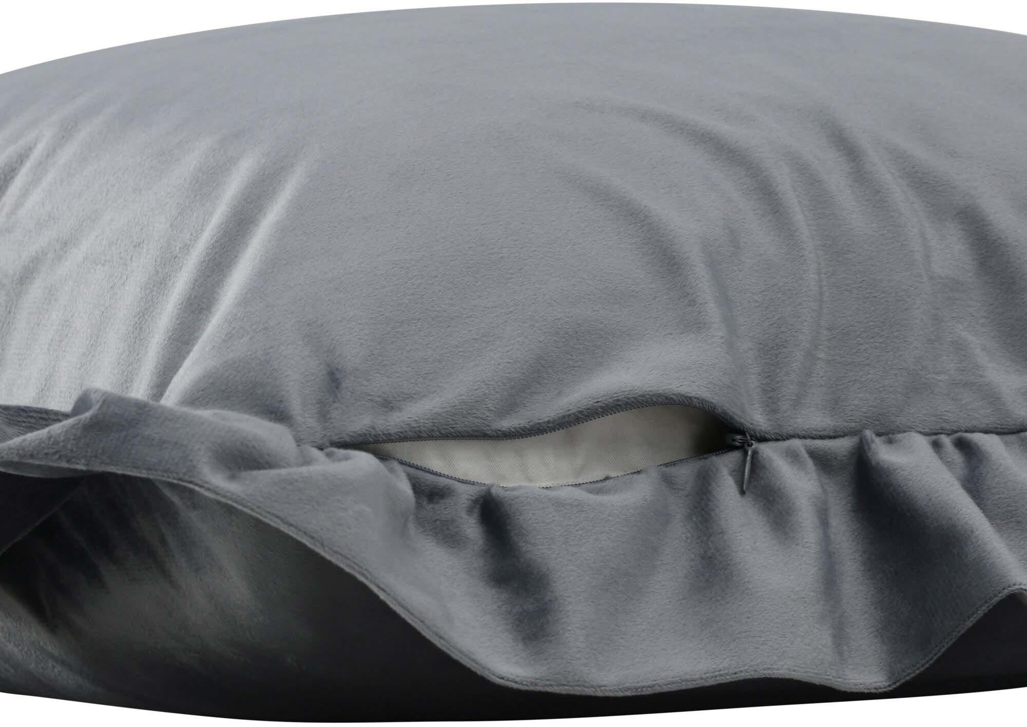 Hailey Kissenbezug in Grau präsentiert im Onlineshop von KAQTU Design AG. Deko Kissenbezug ist von Venture Home