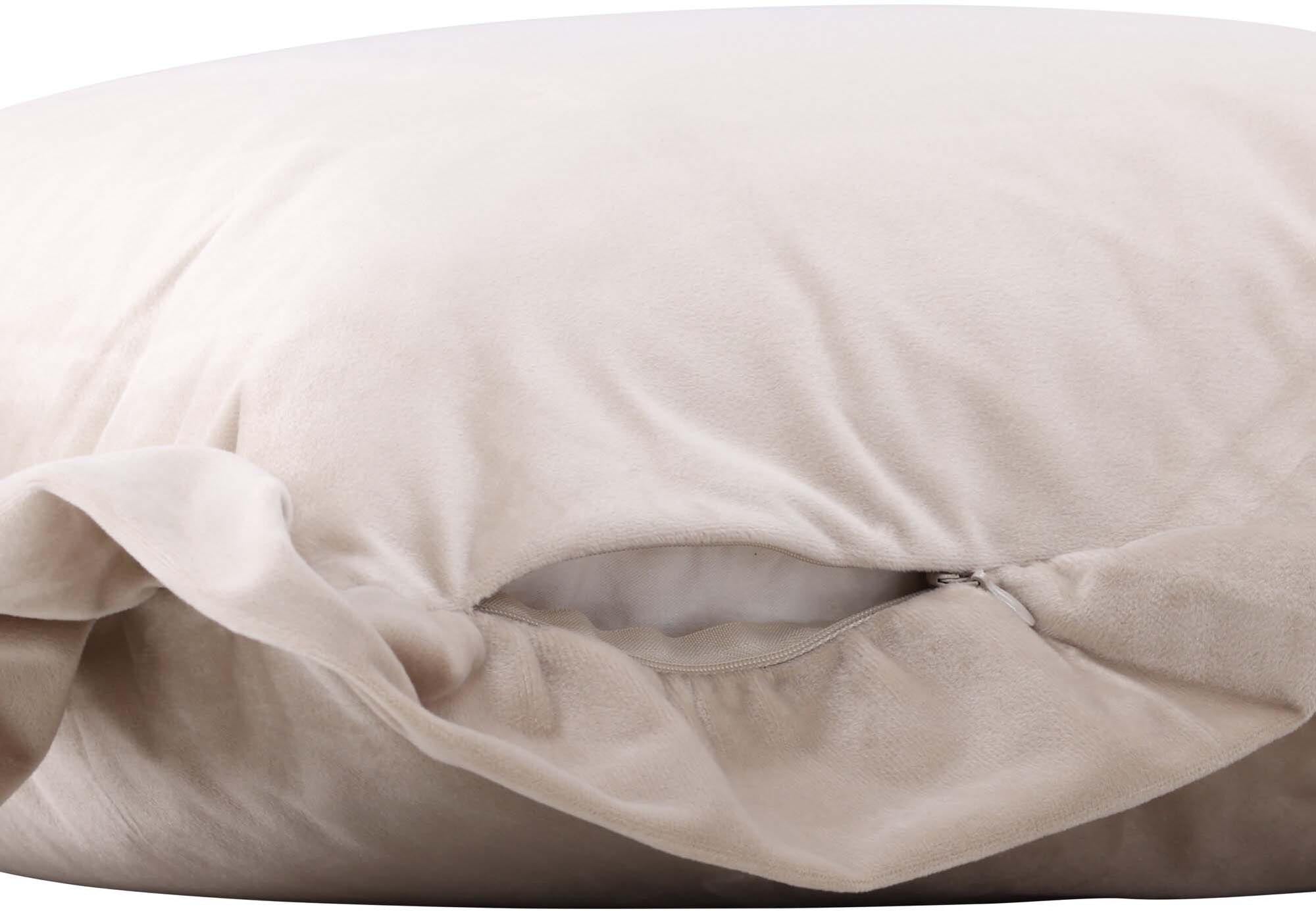 Hailey Kissenbezug in Beige präsentiert im Onlineshop von KAQTU Design AG. Deko Kissenbezug ist von Venture Home