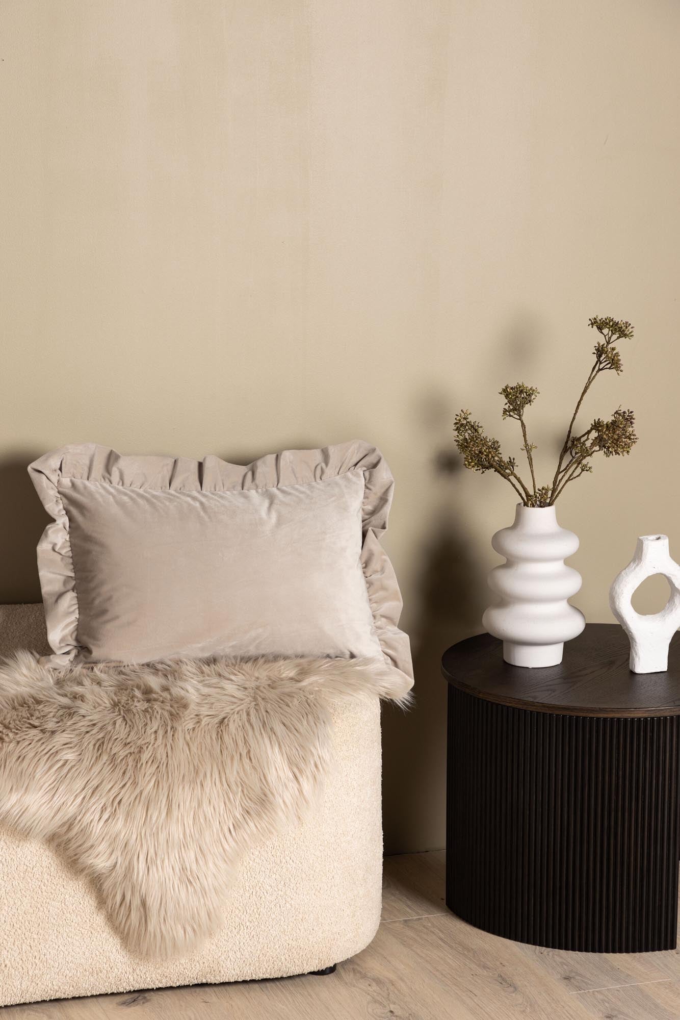 Hailey Kissenbezug in Beige präsentiert im Onlineshop von KAQTU Design AG. Deko Kissenbezug ist von Venture Home