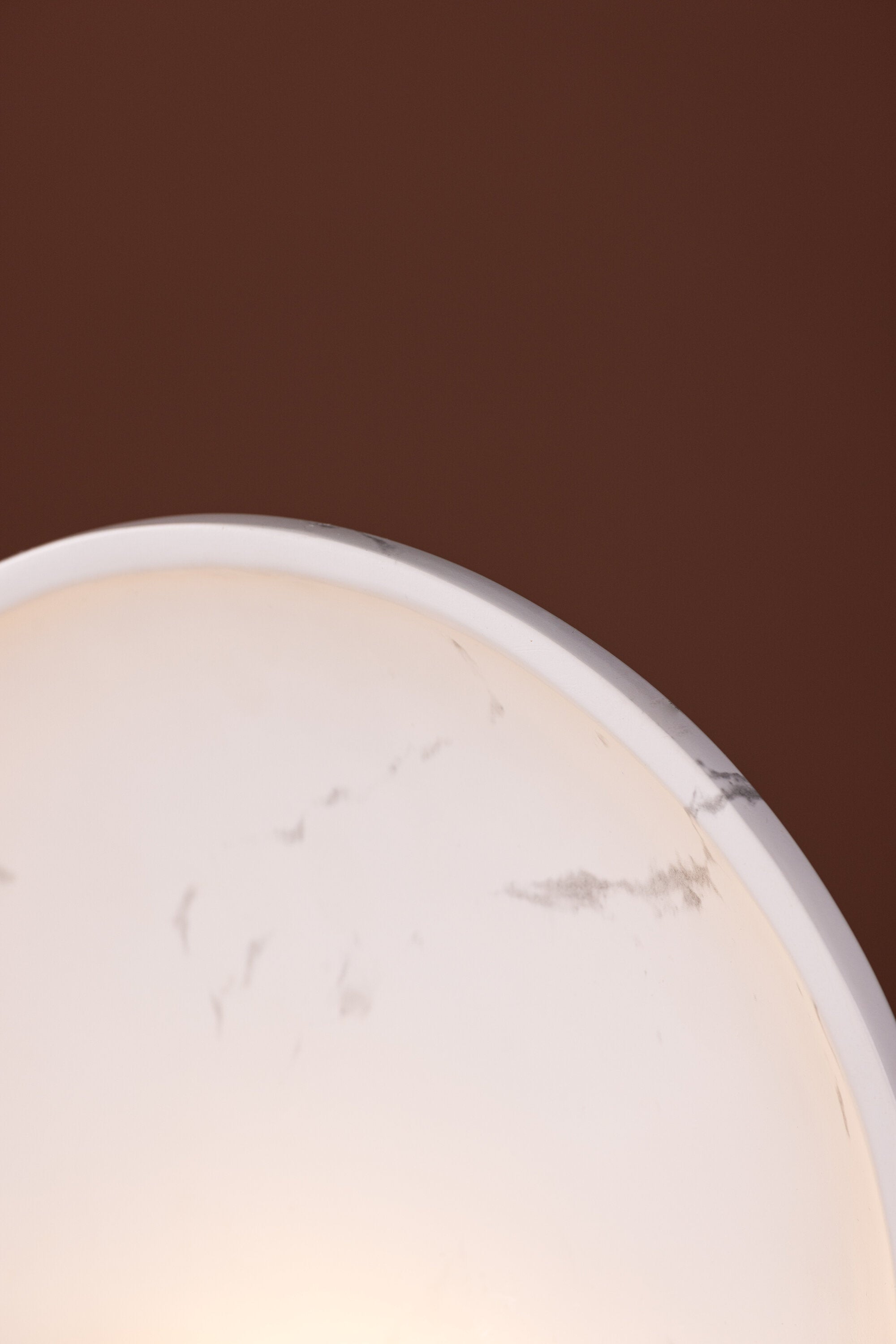 Angers Lampe in Weiss präsentiert im Onlineshop von KAQTU Design AG. Tischleuchte ist von Venture Home