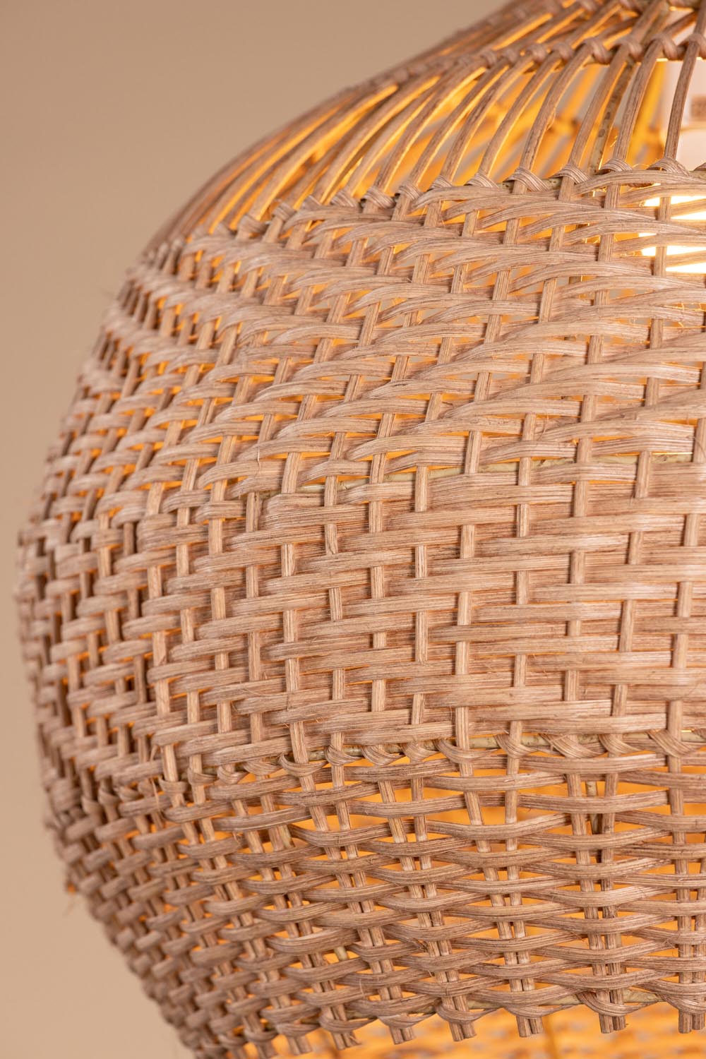Bastia Pendelleuchte in Natur präsentiert im Onlineshop von KAQTU Design AG. Pendelleuchte ist von Venture Home