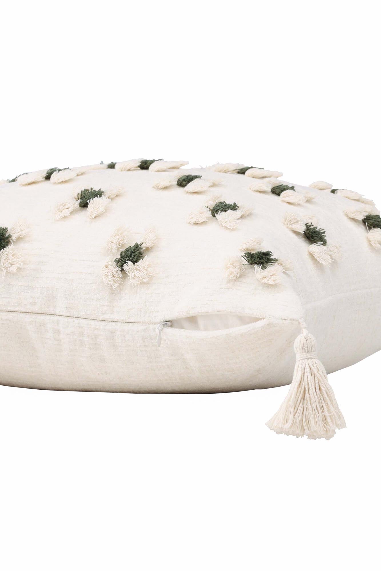 Millie Kissenbezug in Weiss präsentiert im Onlineshop von KAQTU Design AG. Deko Kissenbezug ist von Venture Home