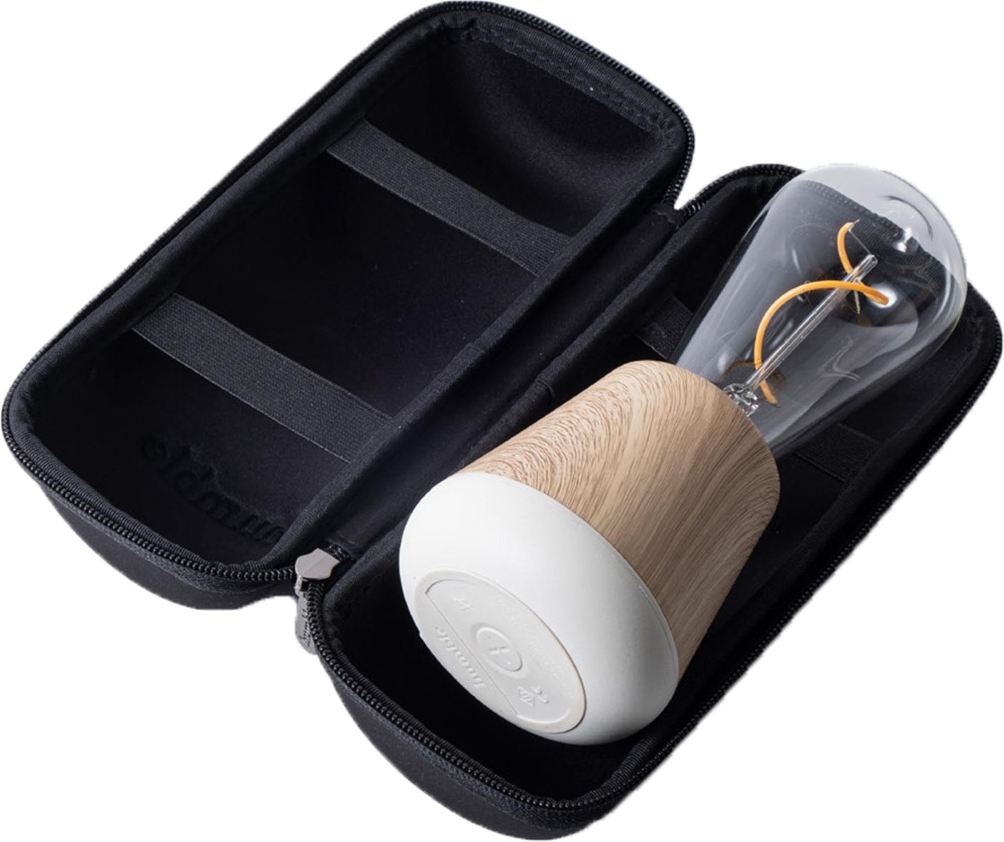 Das Humble Travel Case in Schwarz bietet stilvollen Schutz für Ihre Humble Lights, ideal für unterwegs und Reisen.