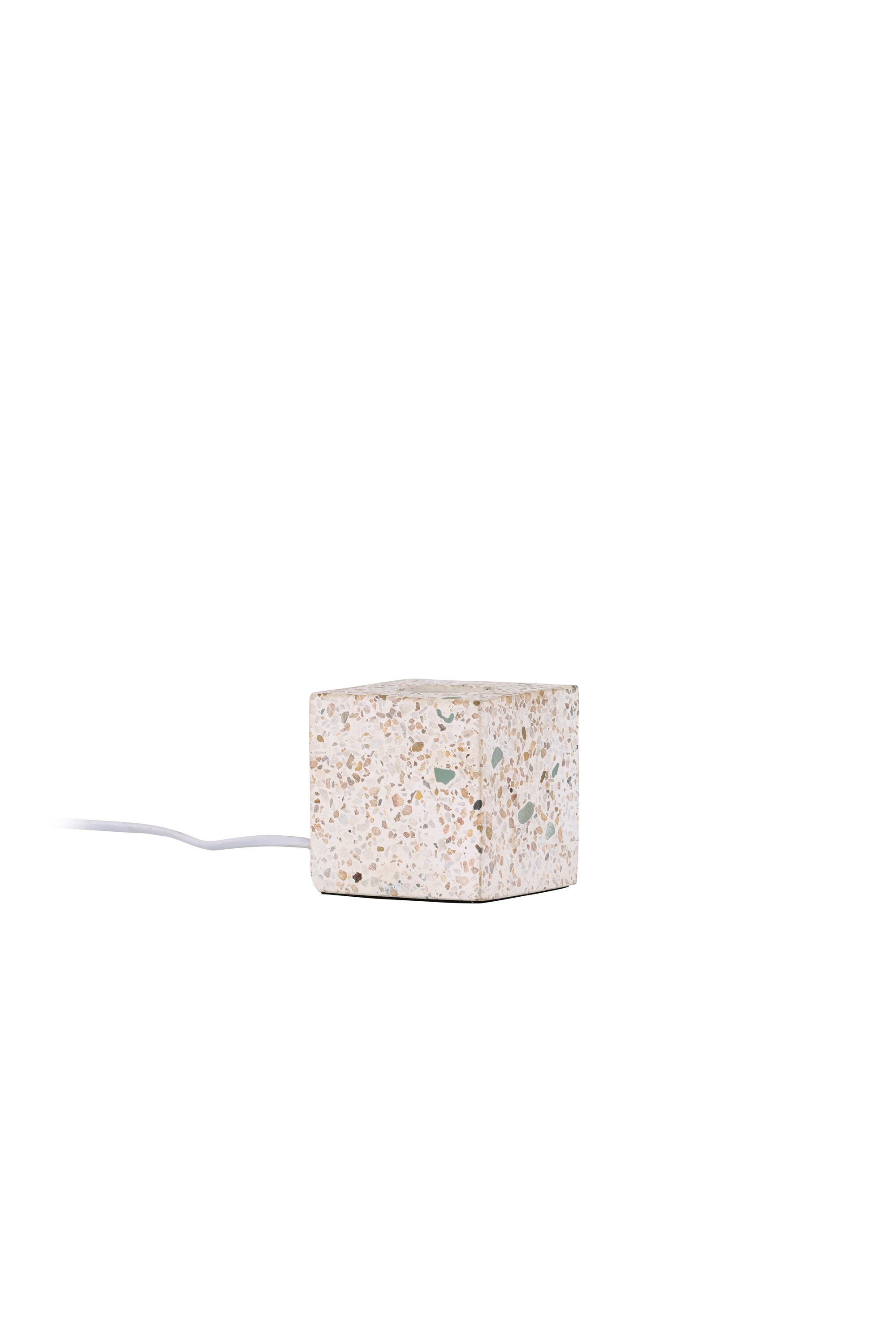 Rilche Tischleuchte in Grau präsentiert im Onlineshop von KAQTU Design AG. Tischleuchte ist von Venture Home