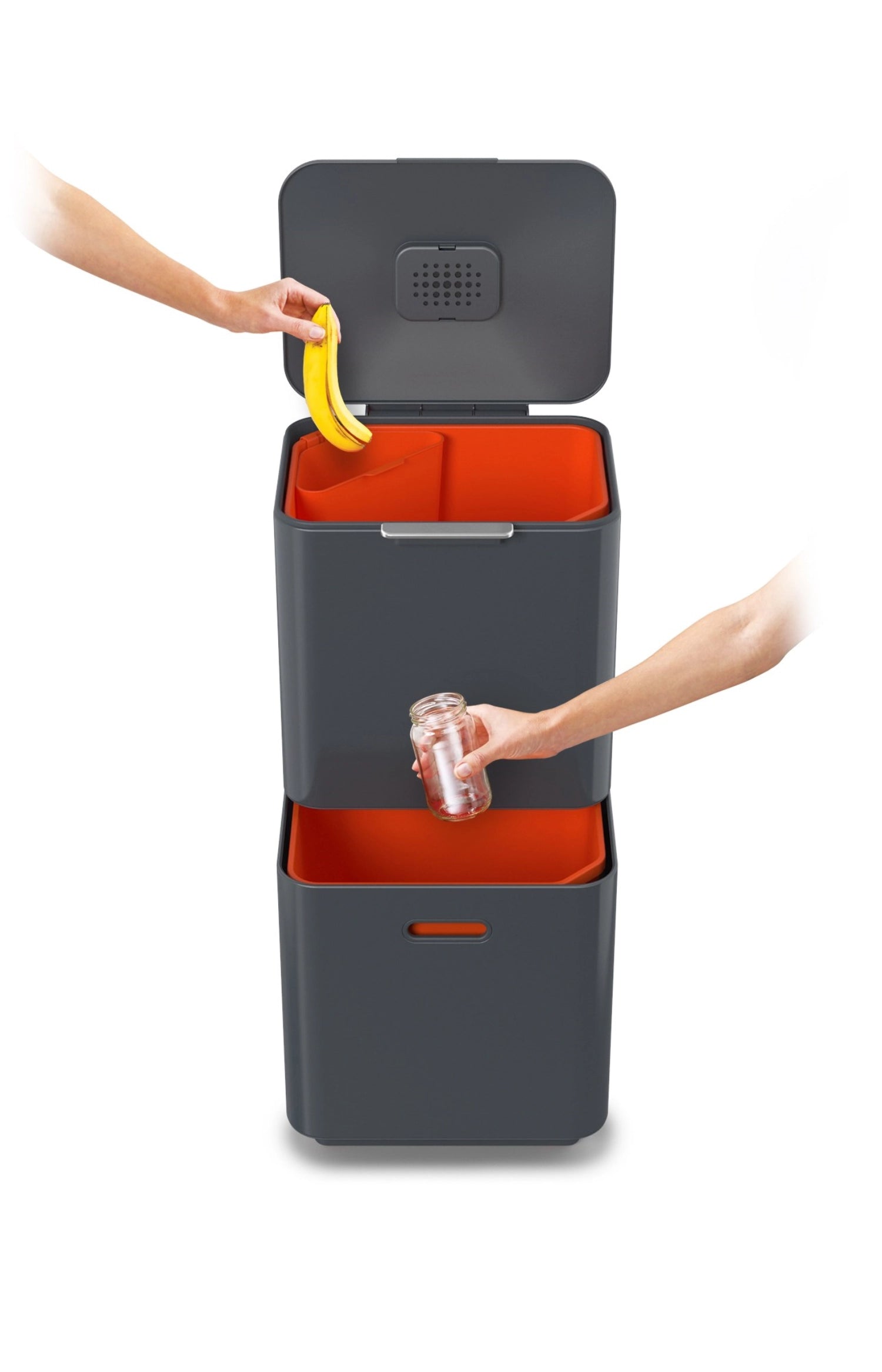 Stylischer Joseph Joseph Totem Max 60L Abfallbehälter in Graphit, ausgestattet mit separaten Fächern für effiziente Mülltrennung.