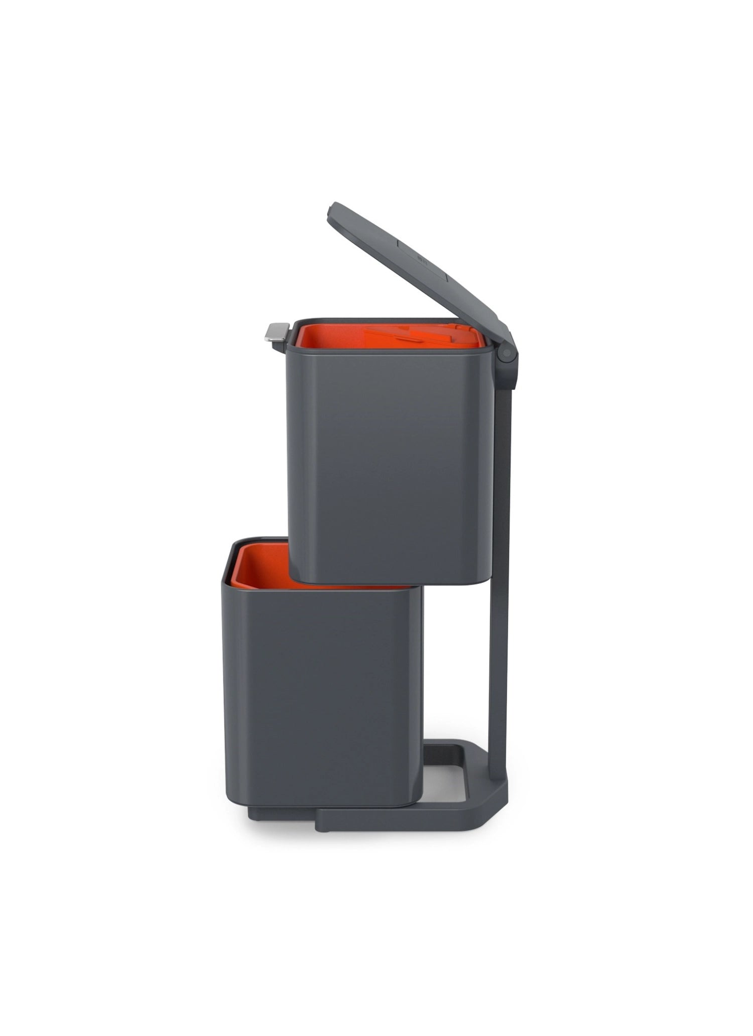 Der Totem Compact 40L in elegantem Graphit von Joseph Joseph vereint modernes Design mit praktischen Trennfächern für eine effiziente Abfallorganisation.