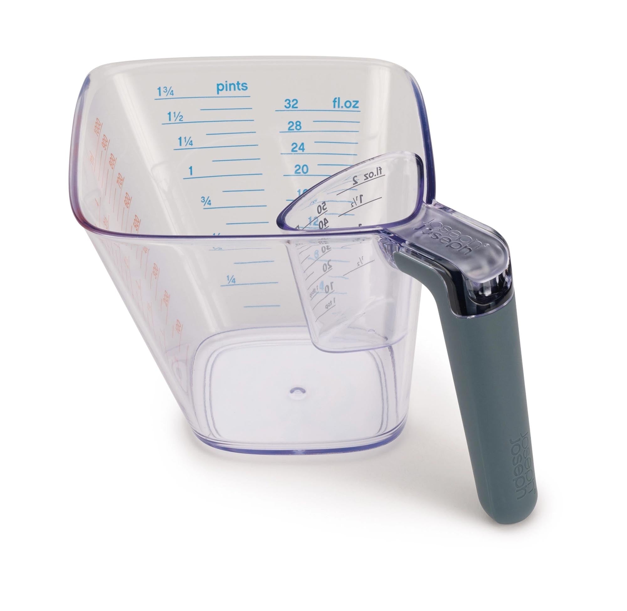 Elegantes, 2-teiliges Messbecher-Set von Joseph Joseph: 1L & 50ml, gut lesbar, ergonomisch, spülmaschinenfest.