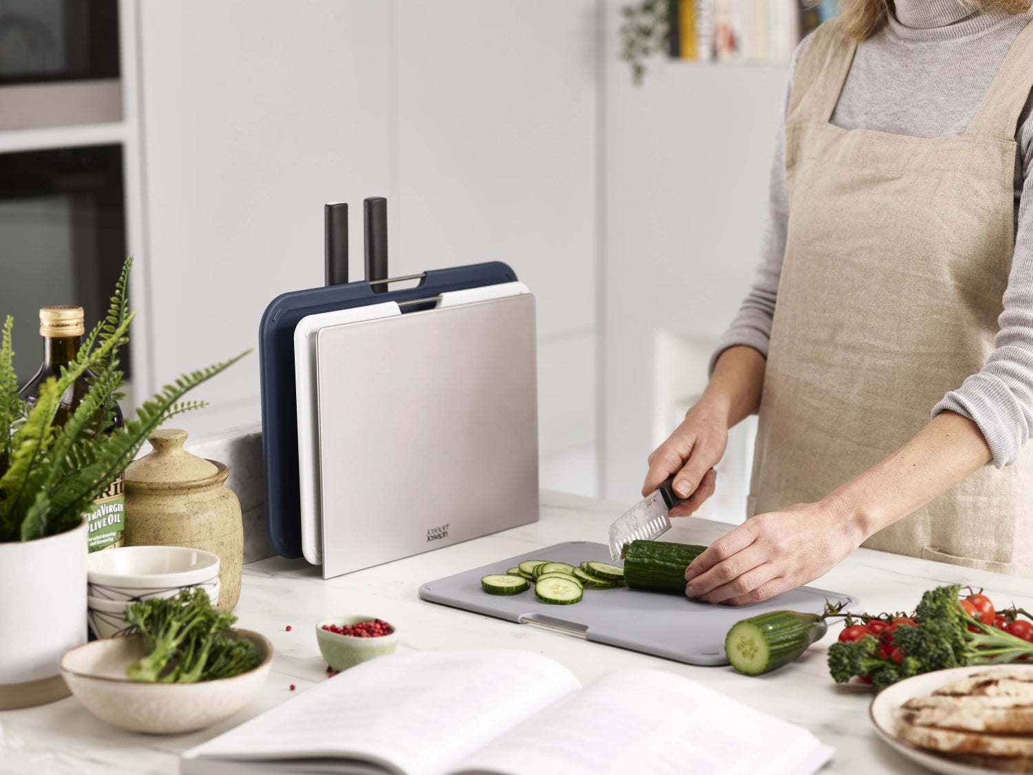 Nest board più coltello da 6 pezzi e set di taglieri