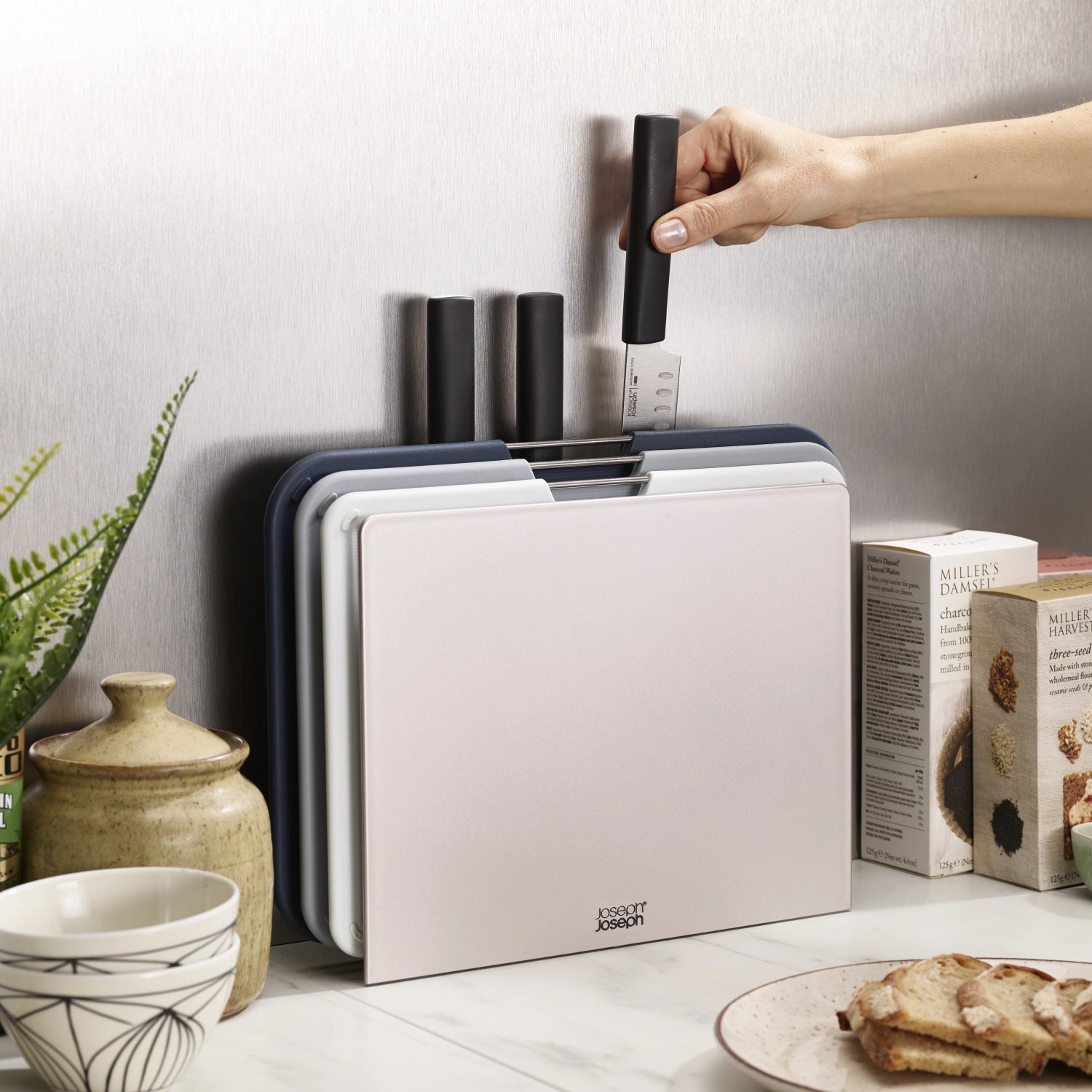 Nest board più coltello da 6 pezzi e set di taglieri