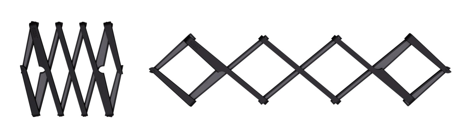 Eleganter schwarzer Stretch-Topfuntersetzer von Joseph Joseph, ideal für heiße Töpfe und Pfannen, flexibel und robust, Größe 19.5x5cm.