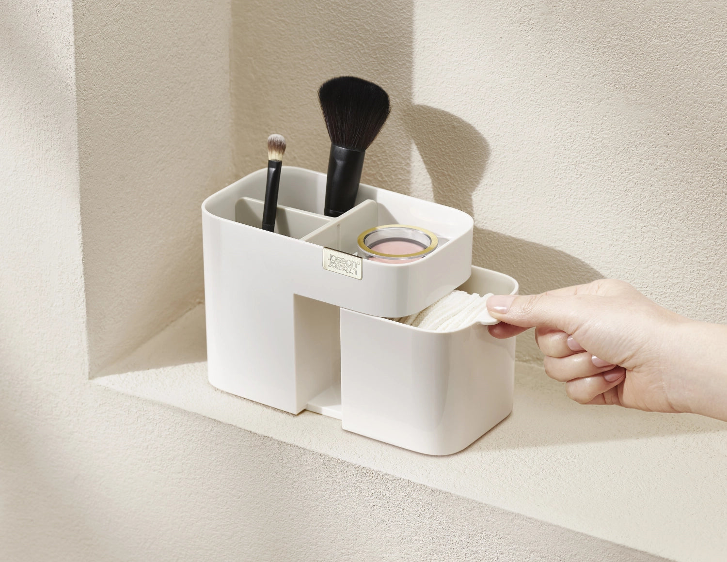 Viva Kompakter Kosmetik-Organizer mit Schublade, 17x9.7x12cm, von Joseph Joseph – praktisches Badzubehör für Ordnung und Stil im Badezimmer.