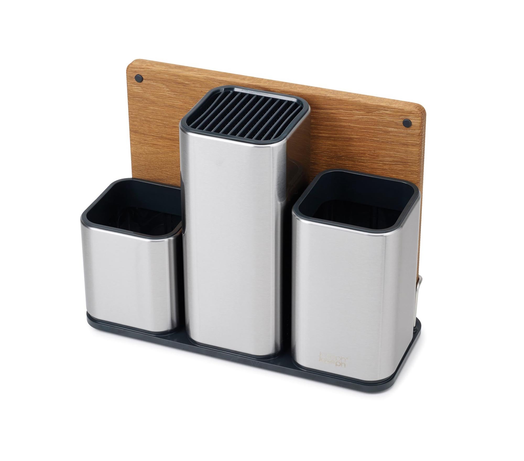 Entdecken Sie das stilvolle Joseph Joseph Steel Collection CounterStore: ein elegantes Schneidebrett aus Edelstahl und Eiche, ideal für moderne Küchen.