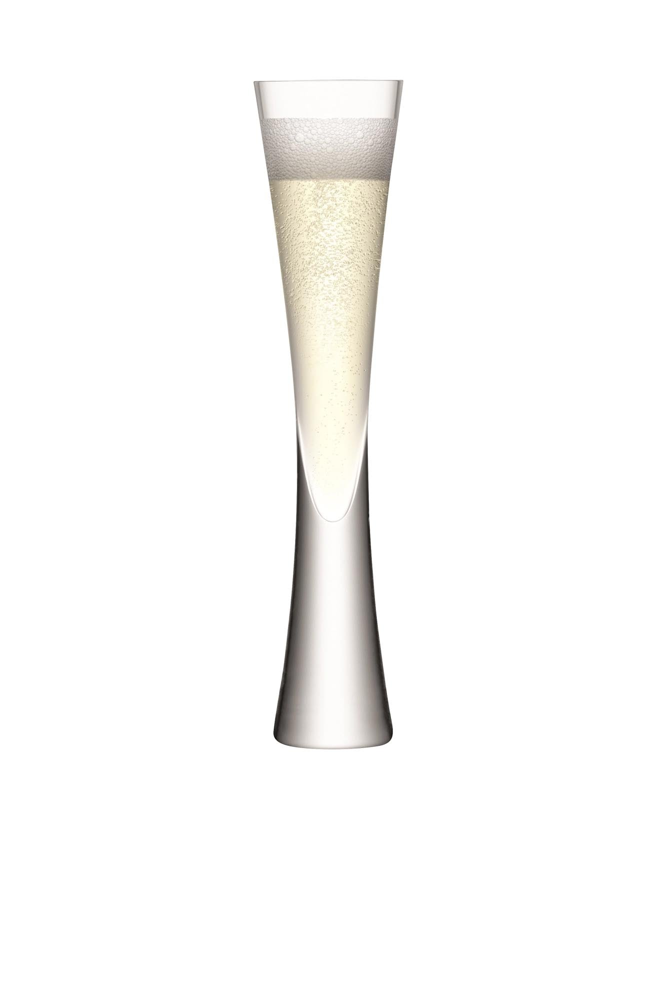 Entdecken Sie das Moya Servier-Set von LSA: Elegantes Glas-Set für jeden Anlass, robust, pflegeleicht und ideal für stilvolle Tischdekoration.