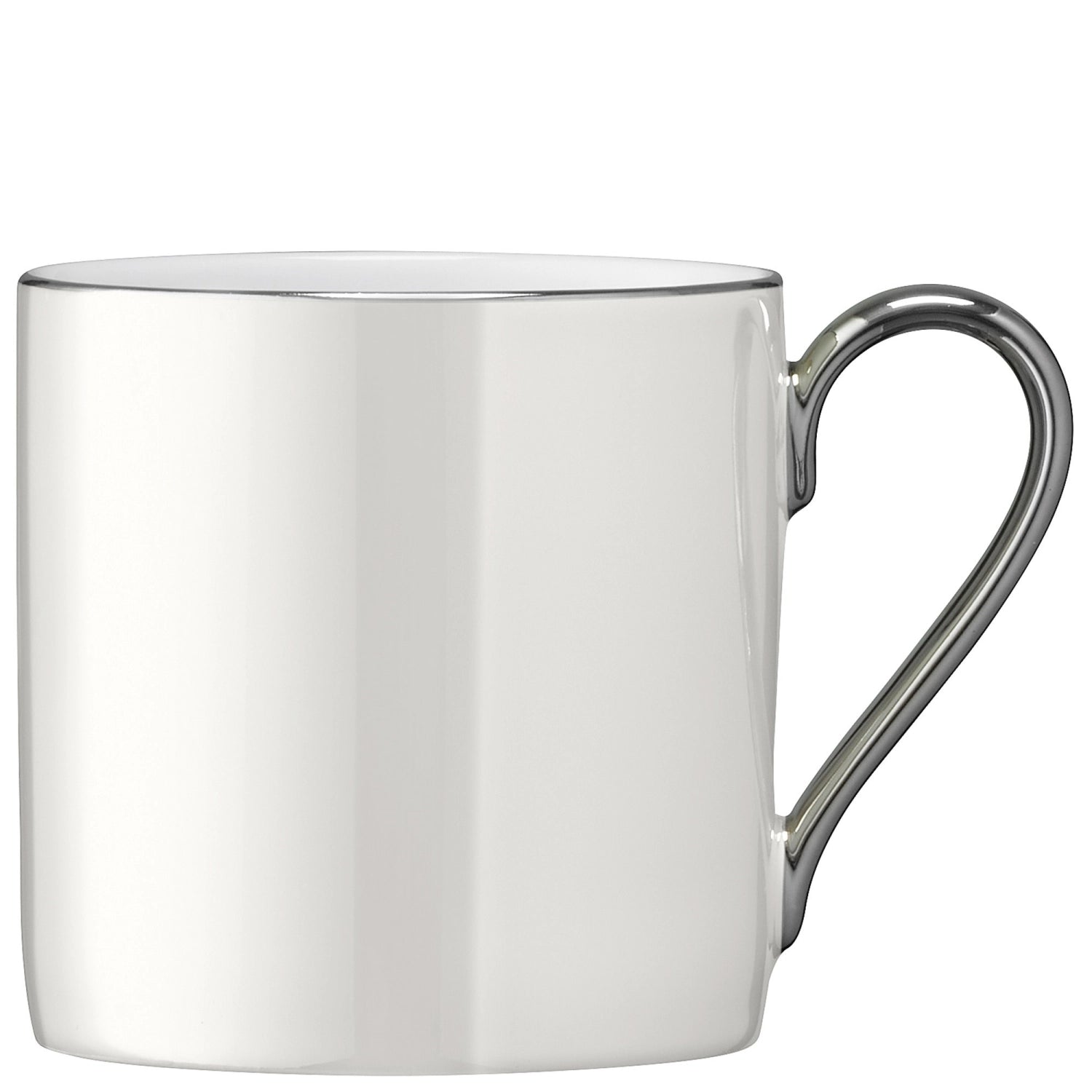 Entdecken Sie die elegante Palazzo Mug 340ml in Perlmutt Platinum von LSA. Hochwertiges Porzellan, spülmaschinenfest, ideal für Kaffee und Tee.