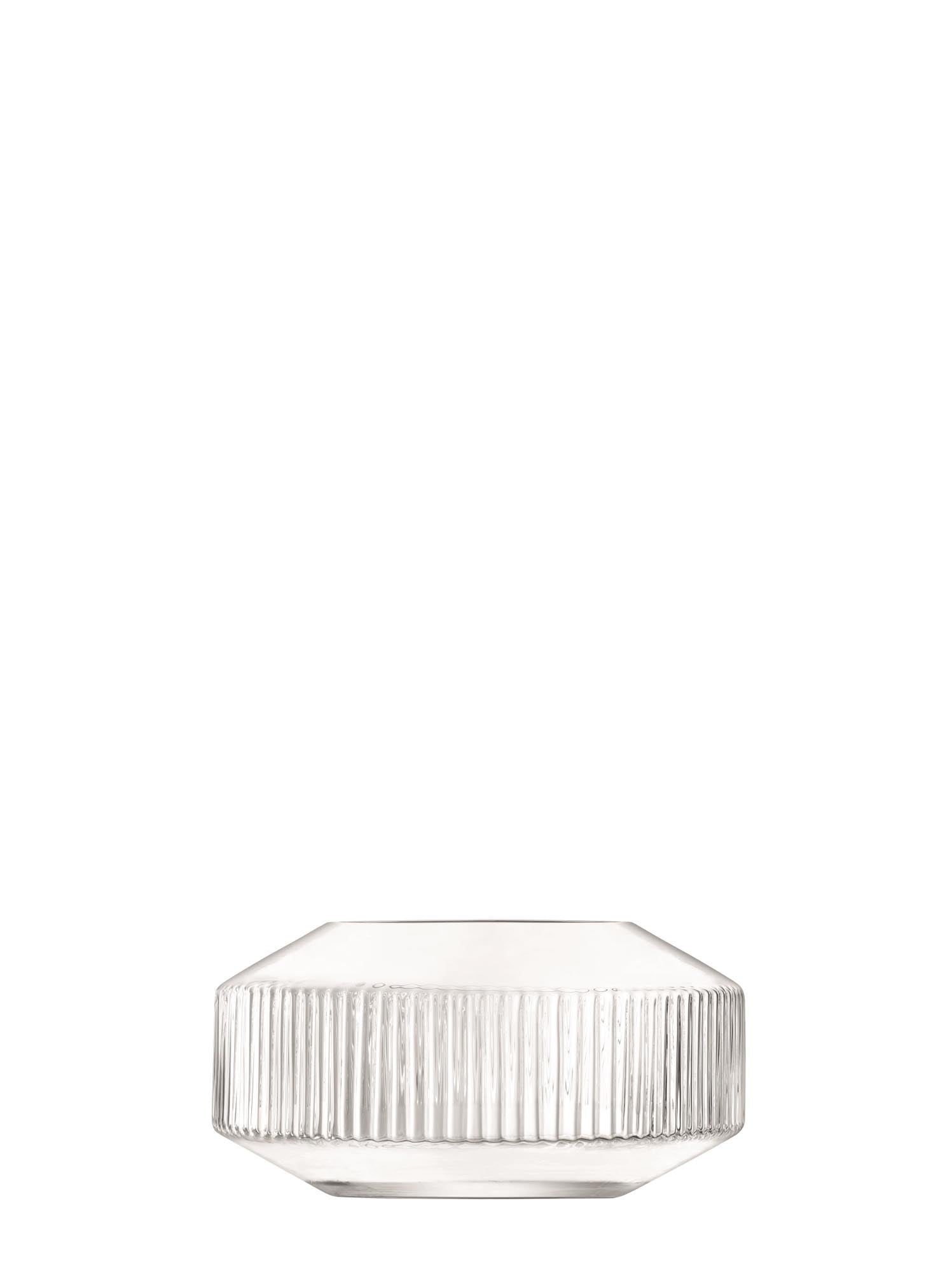 Die Rotunda Breite Vase H14cm von LSA: zeitlose Eleganz in klarem Glas, ideal für Blumensträusse und Dekoration.