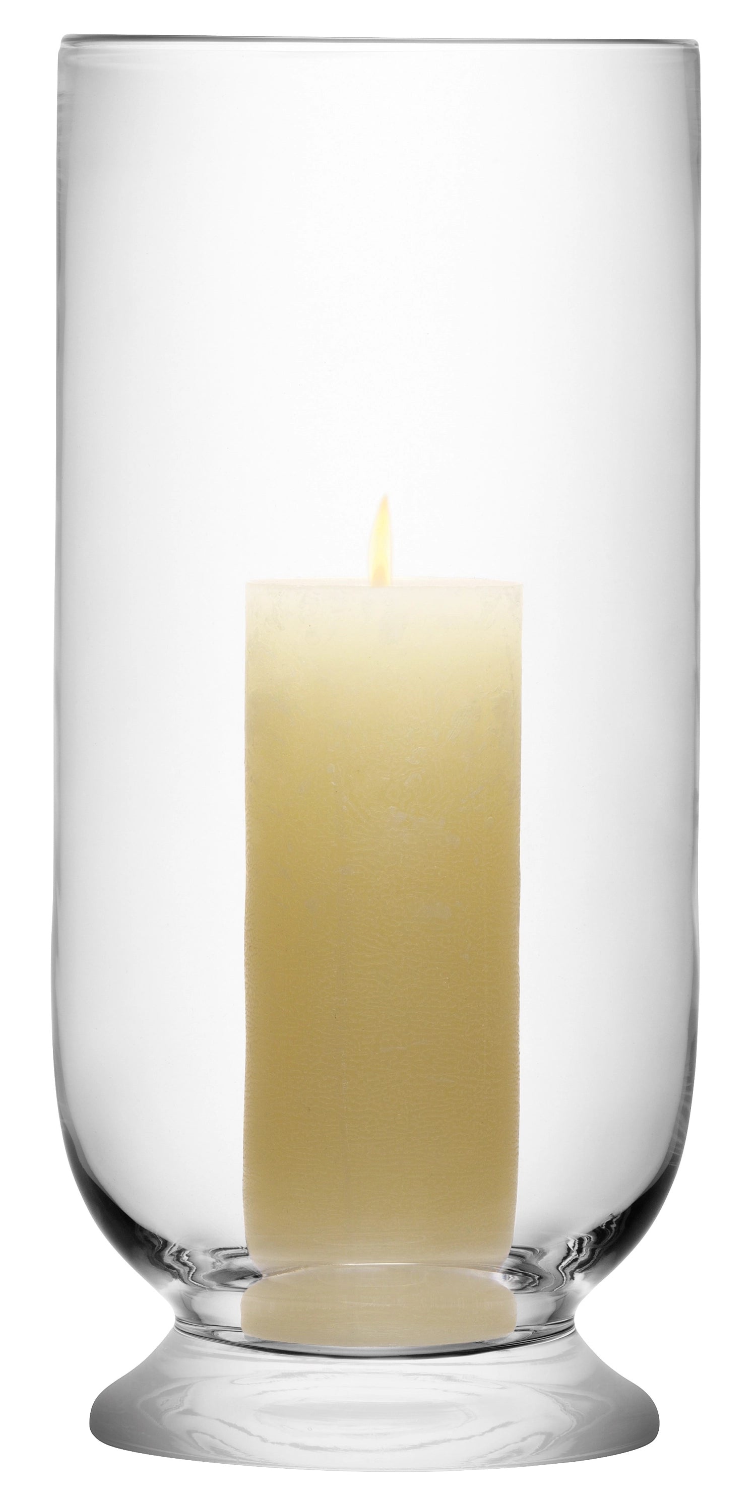 Entdecken Sie die elegante Terrace Sturmlaterne H40cm von LSA. Ideal für Garten, Terrasse und Balkon. Robustes Design für stimmungsvolle Abende.