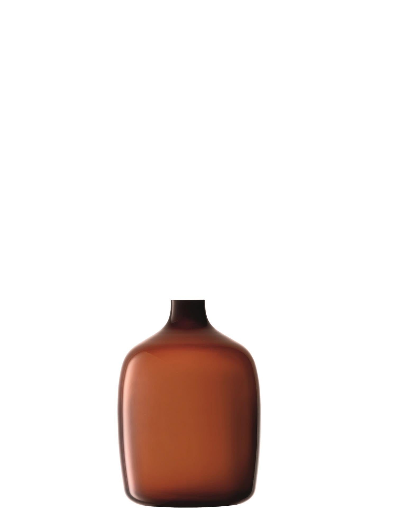 Vessel Vase H27cm Dunkelbraun in Braun präsentiert im Onlineshop von KAQTU Design AG. Vase ist von LSA