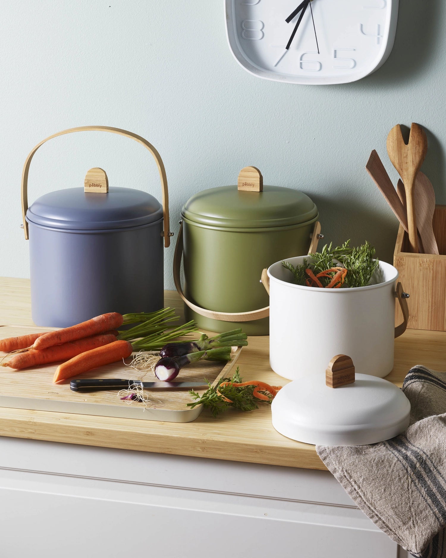 Pebbly Bac à compost 3,5l en métal et bambou avec filtre à charbon