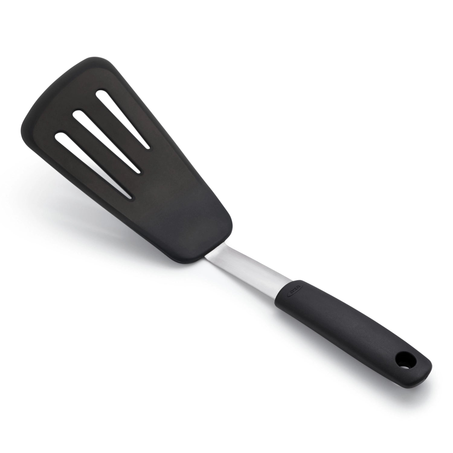 Flexibler Silikon-Pfannenwender von OXO, 34 cm lang, ideal für sanftes Wenden und Servieren von Speisen, hitzebeständig und leicht zu reinigen.