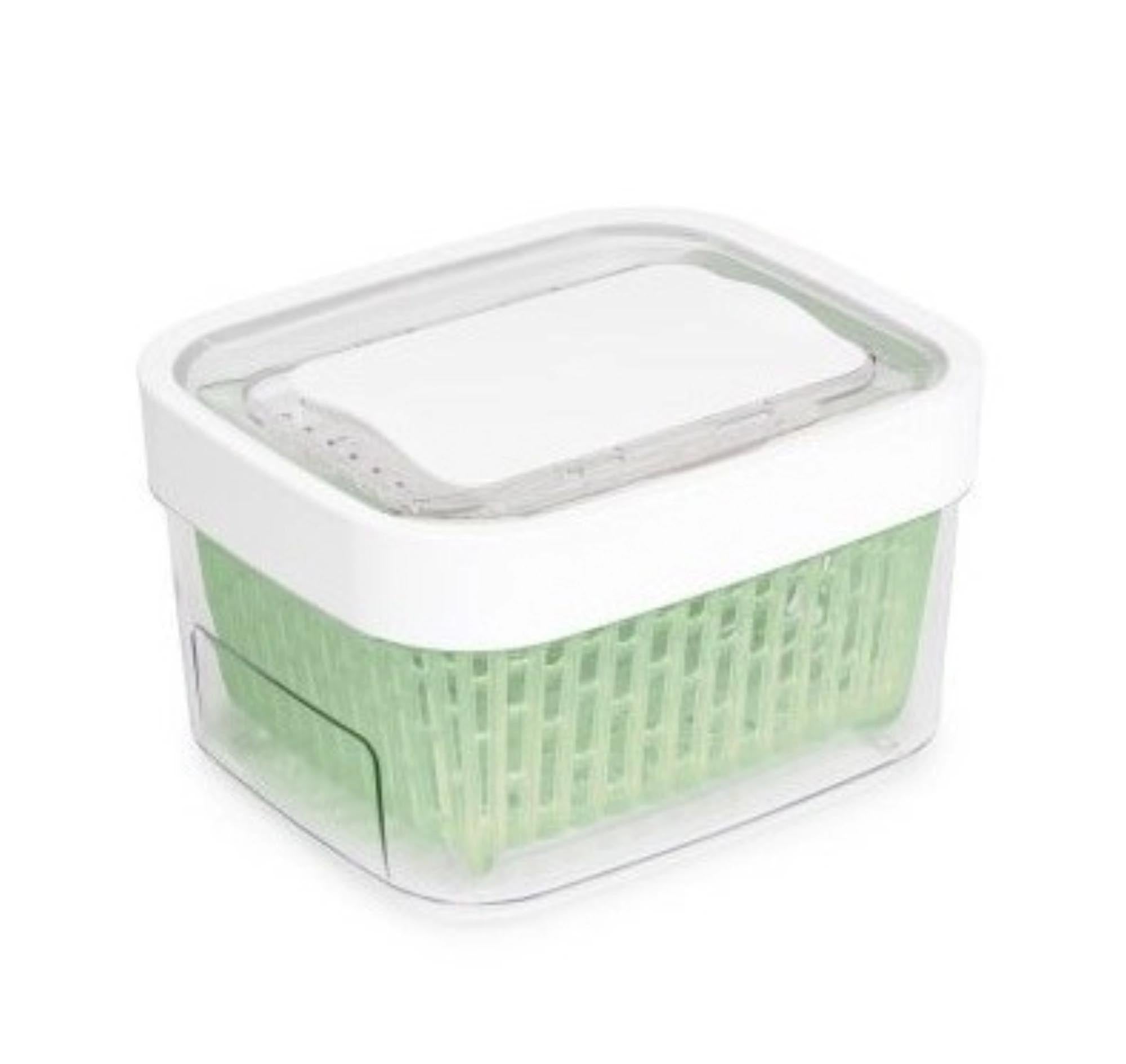 Der Greensaver Aufbewahrungsbehälter von OXO (17x15x10 cm) mit Aktivkohlefilter hält Lebensmittel frisch und reduziert Abfall. Ideal für Ihre Küche!