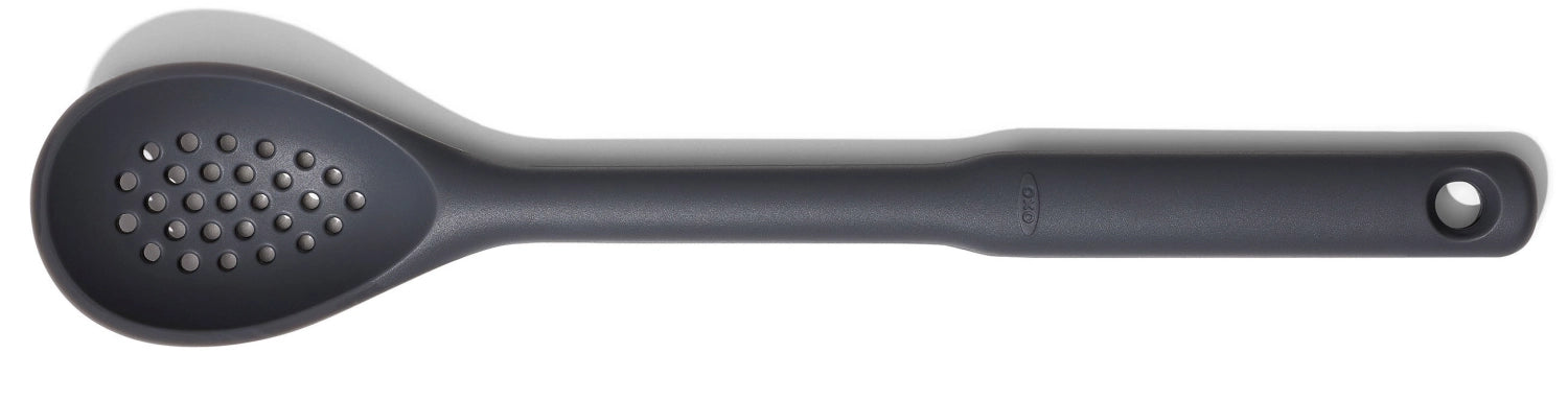 Entdecken Sie den OXO Schaumlöffel aus Silikon – hitzebeständig, pflegeleicht und ideal für antihaftbeschichtete Töpfe. Perfekt für Ihre Küche!