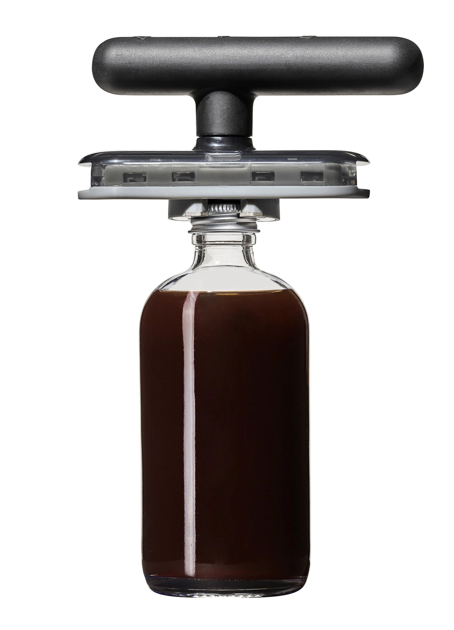 Der OXO Good Grips Glasöffner mit rutschfester Matte sorgt für müheloses Öffnen von Gläsern und bietet eine ergonomische Handhabung für alle Benutzer.