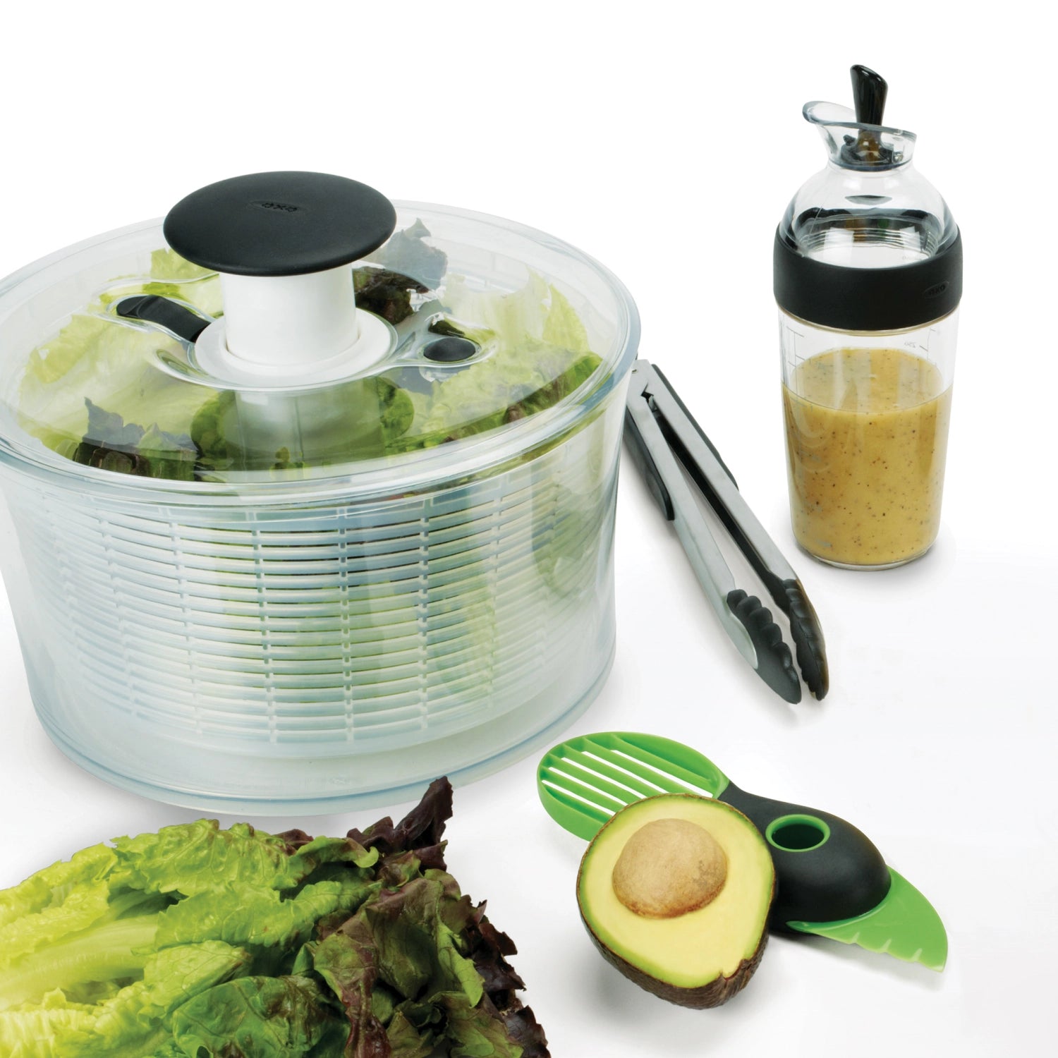 Eleganter 350ml Salatdressing Shaker in Schwarz von OXO, ideal für das mühelose Zubereiten und Servieren von köstlichen Dressings.